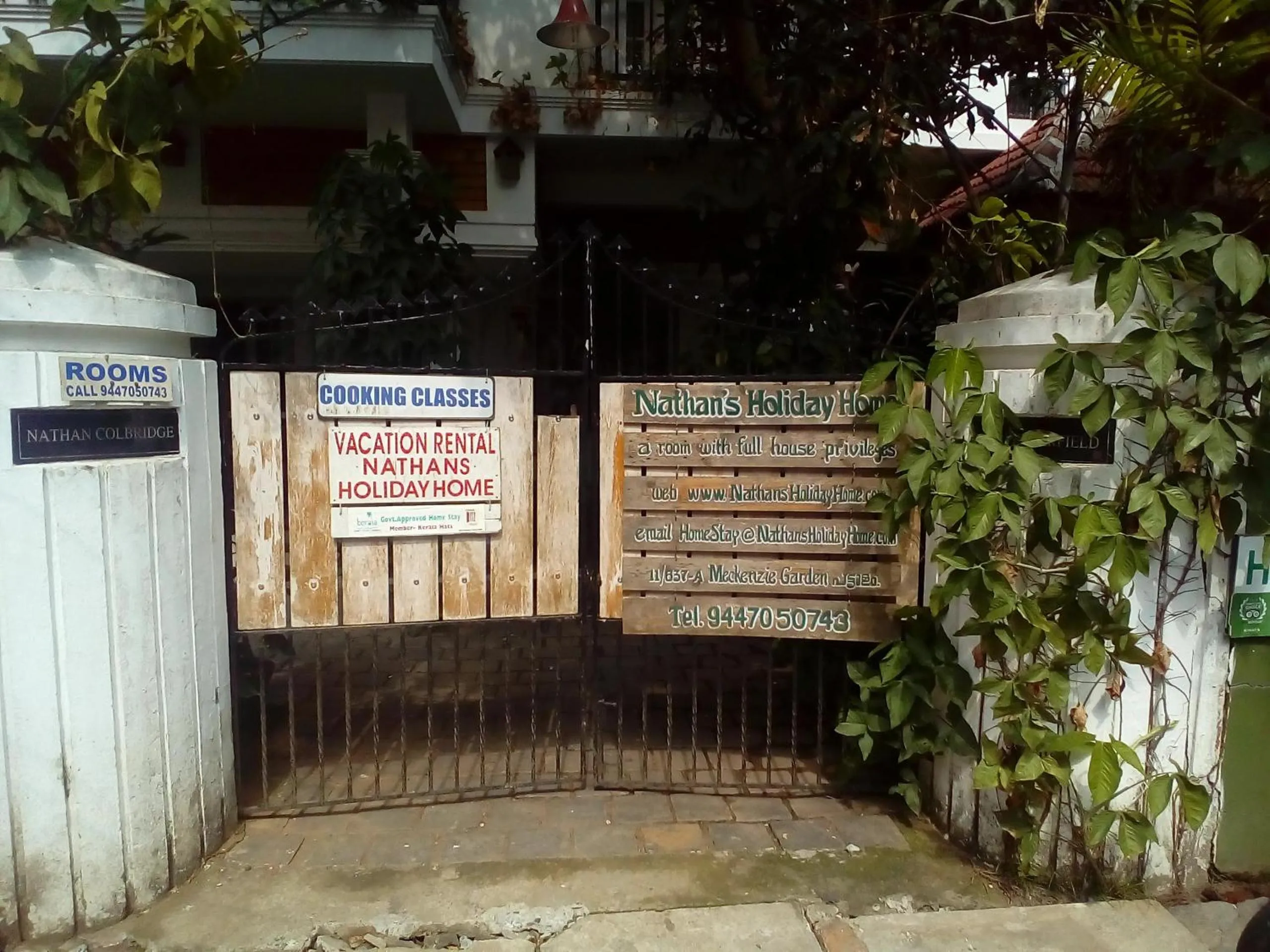 Facade/entrance in Nathans Holiday Home