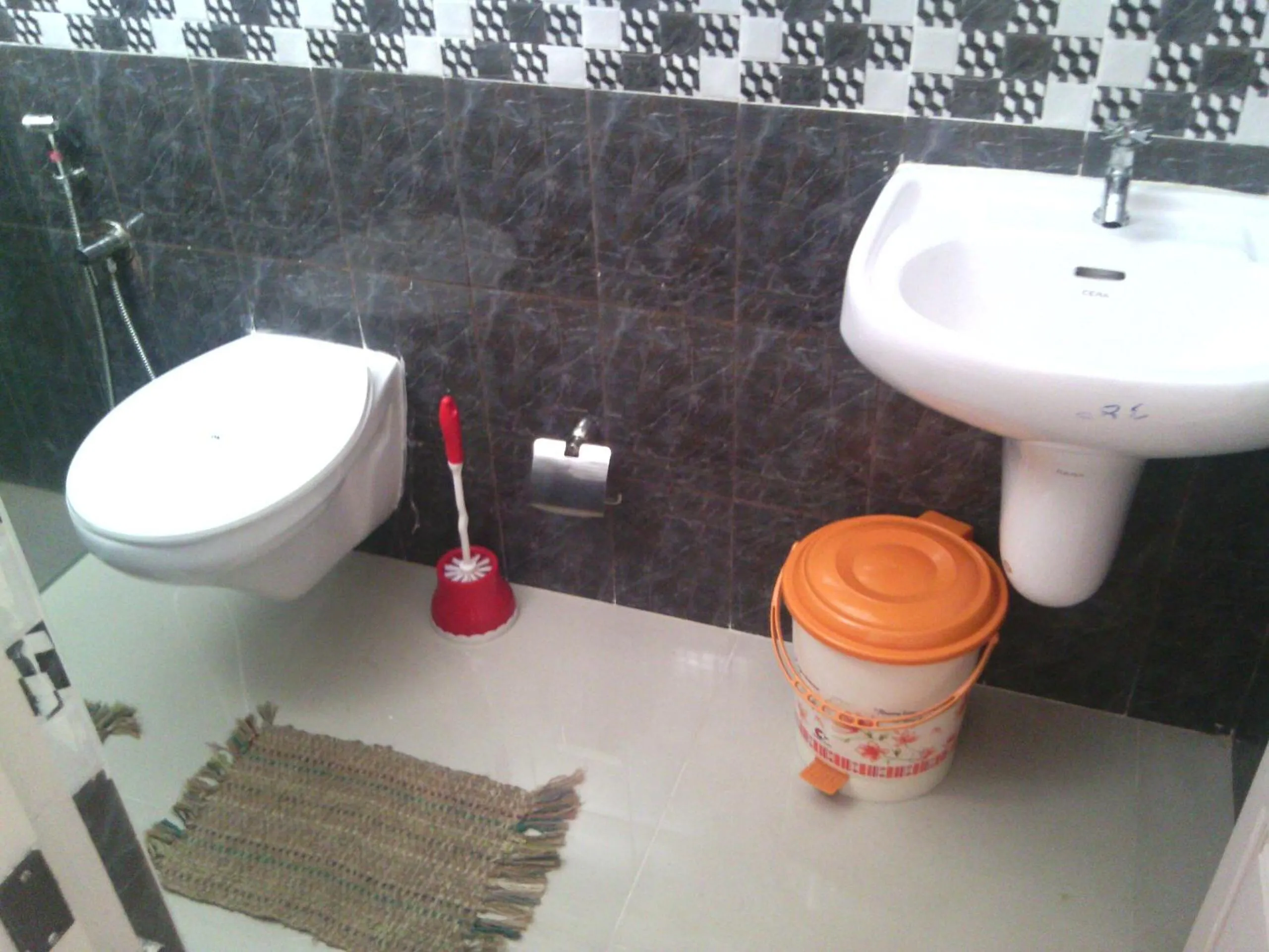 Toilet in Nathans Holiday Home