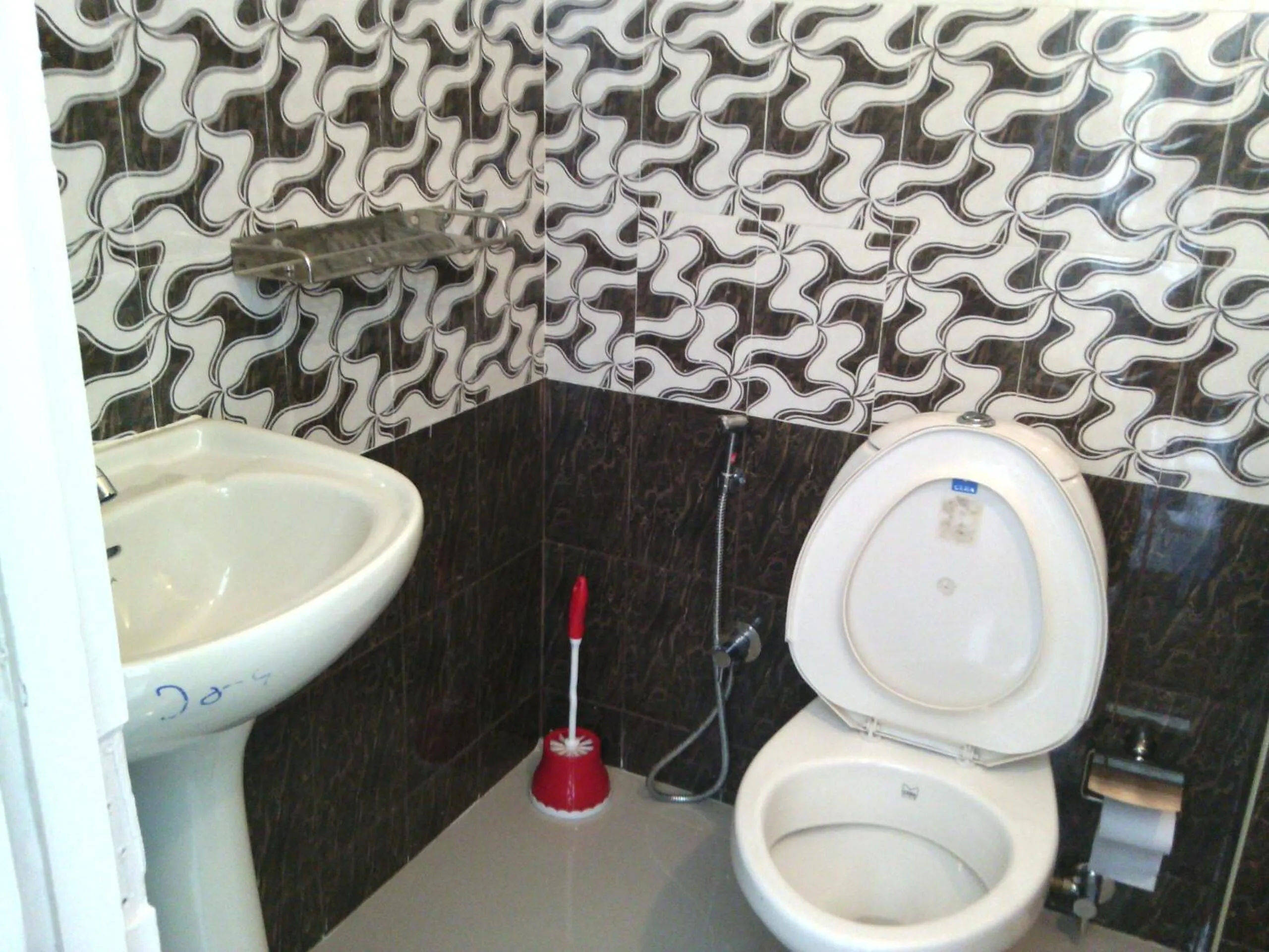 Toilet in Nathans Holiday Home