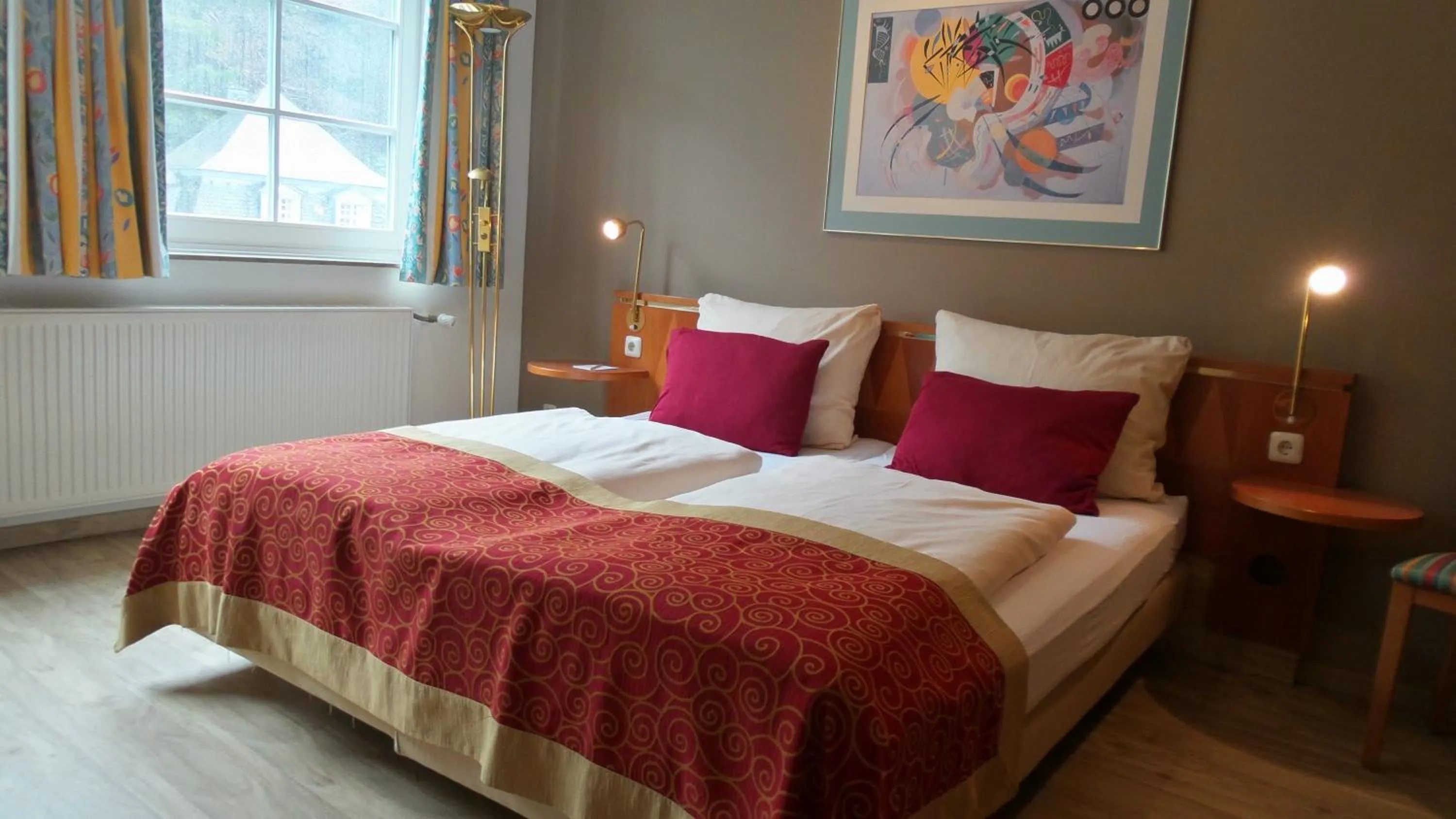 Staff, Bed in Hotel Alt Montjoie