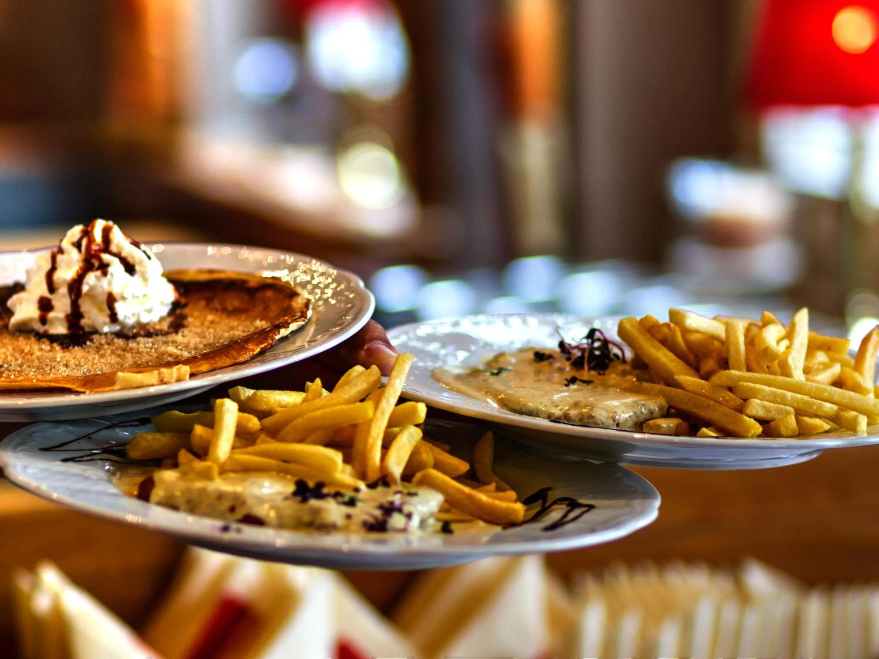 Restaurant/places to eat in Hotel Alt Montjoie