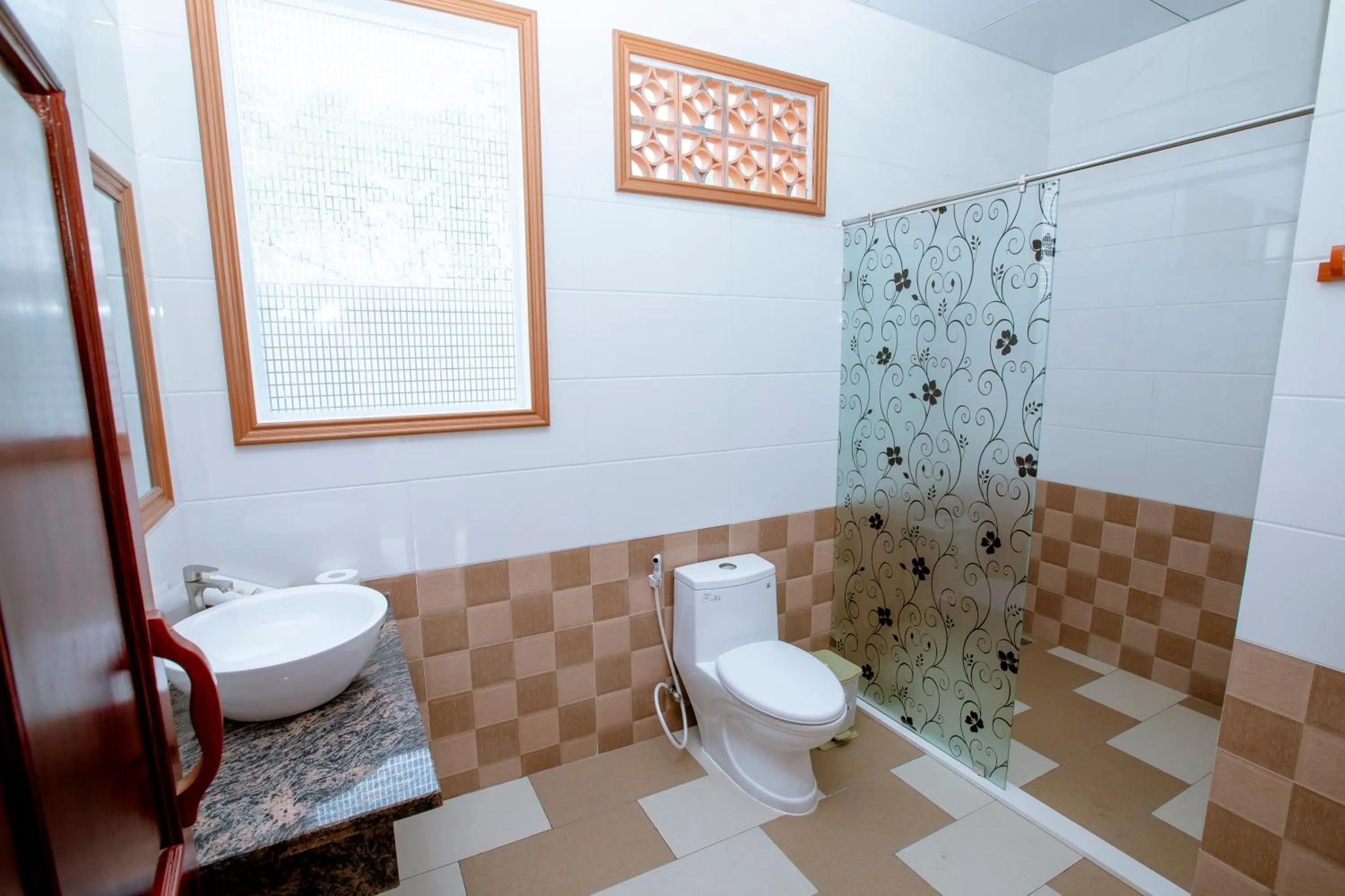 Bathroom in Thien An Hotel