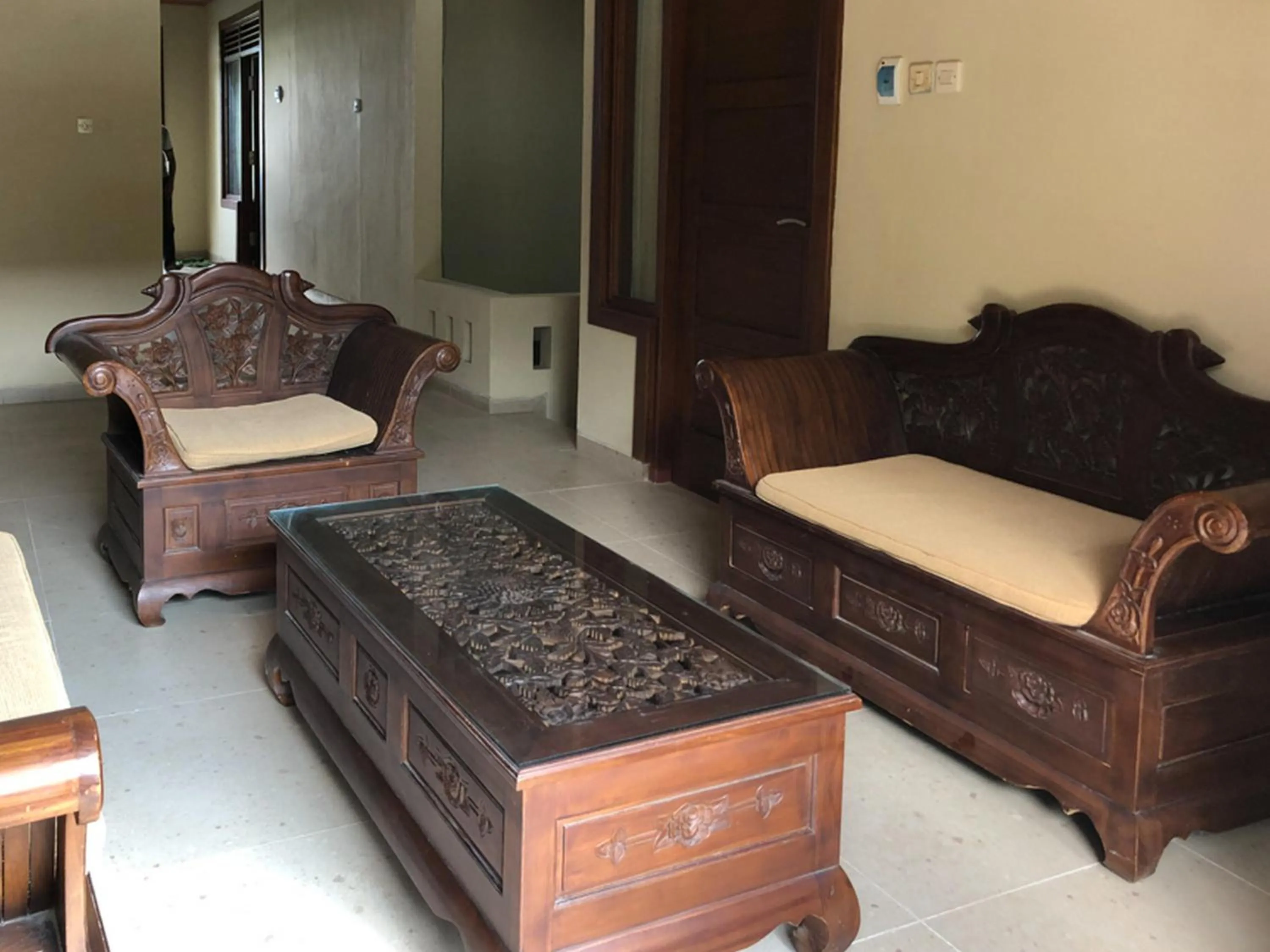 RedDoorz near XT Square 3