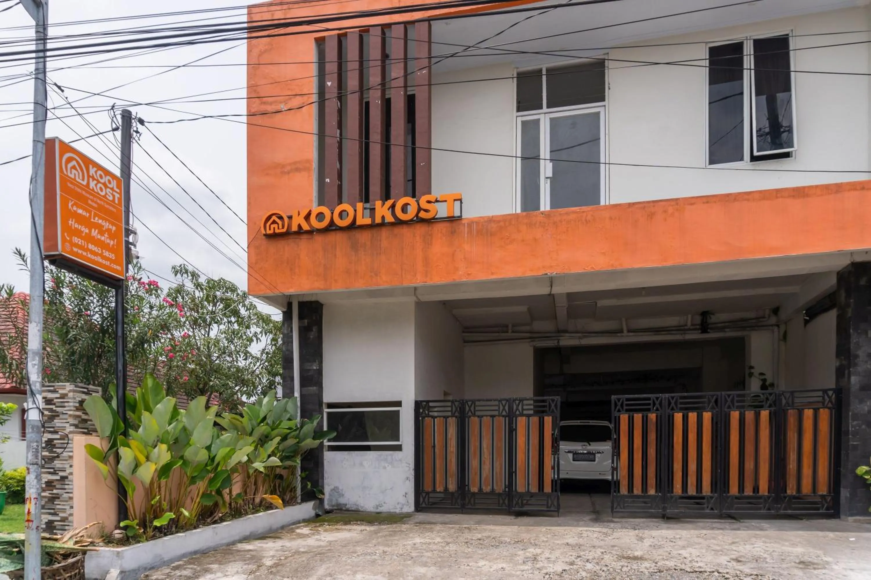 Property building in KoolKost near State Museum of North Sumatera Medan