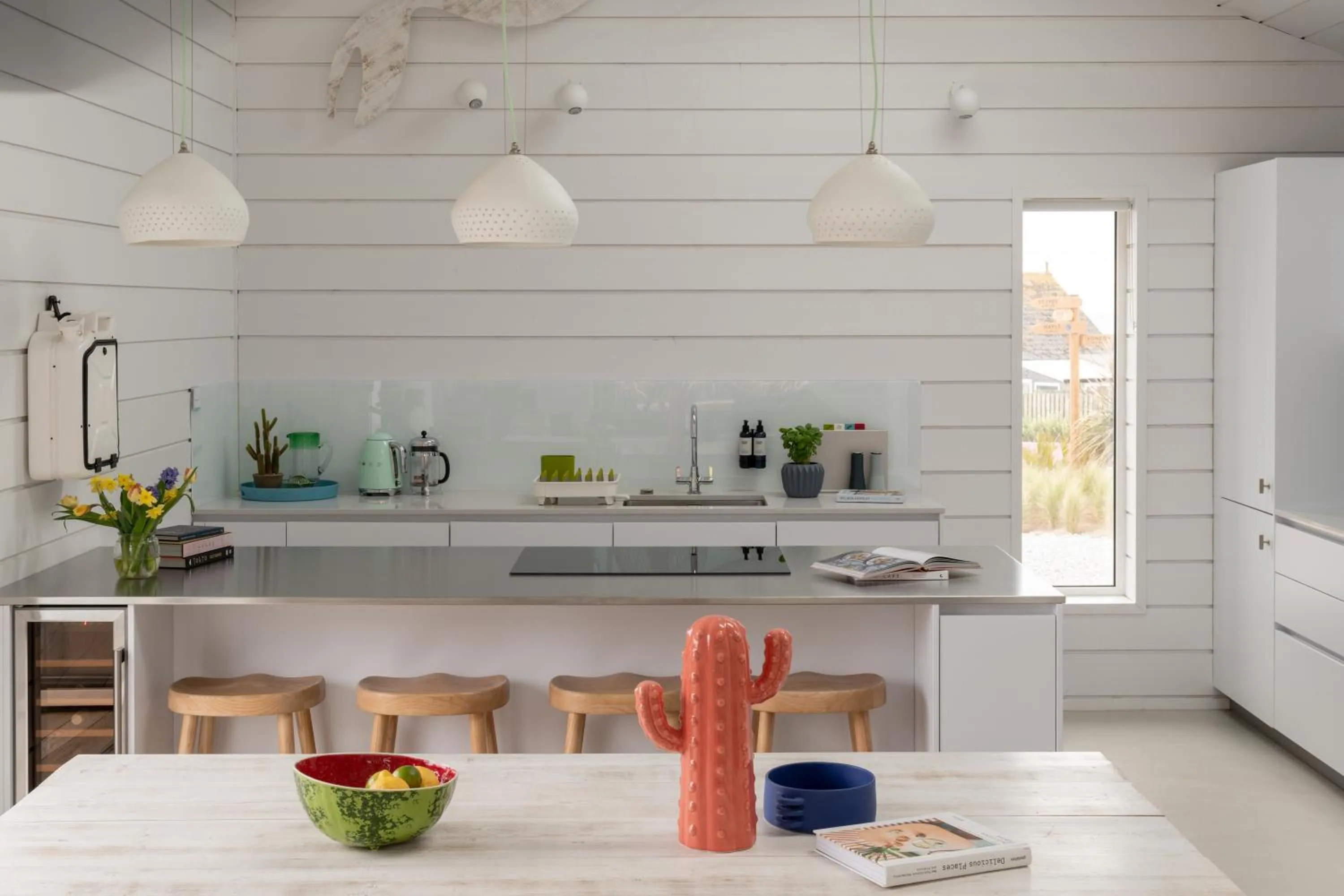 Coffee/tea facilities in Three Mile Beach