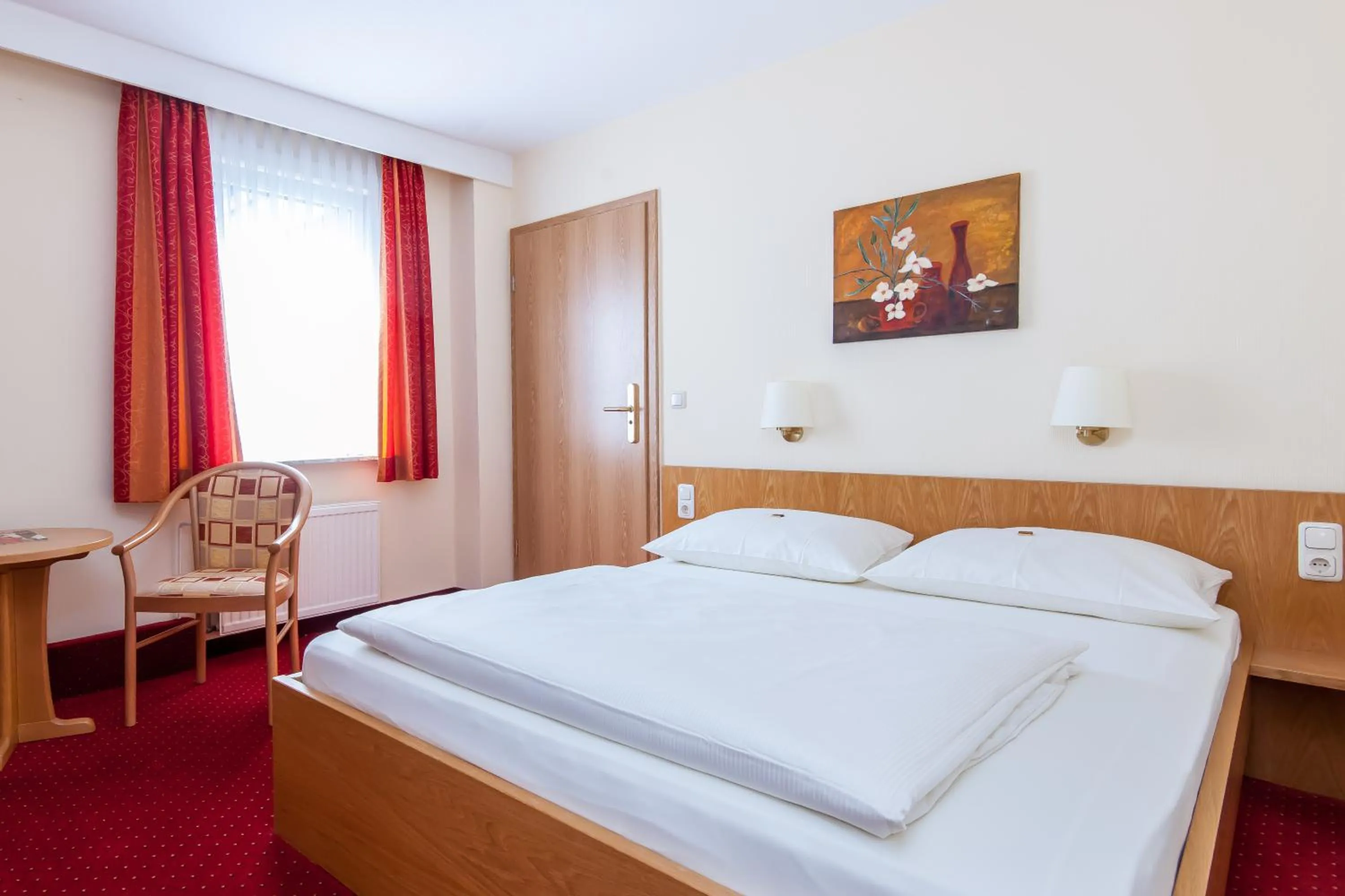 Bed in Hotel Englischer Hof