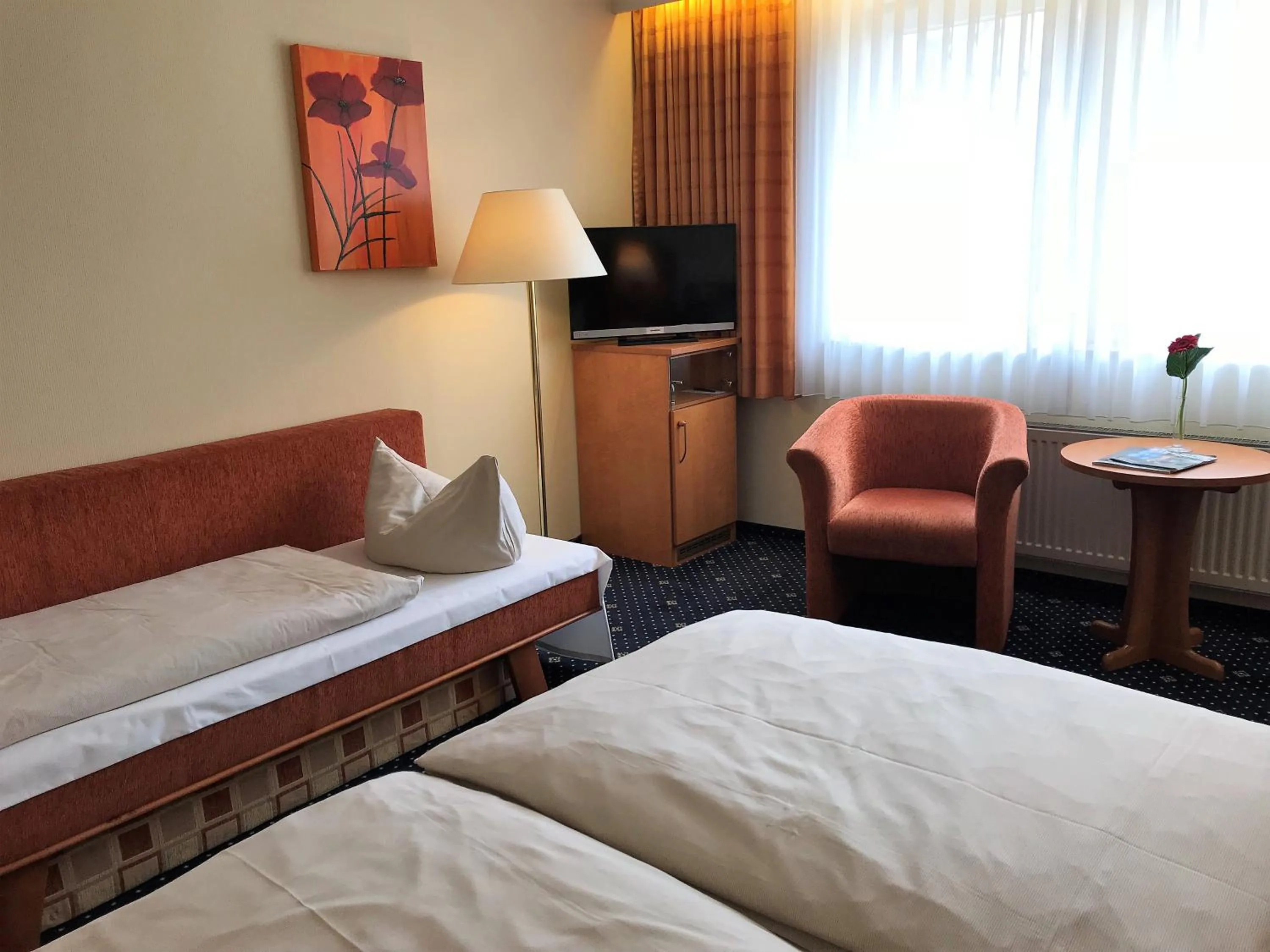 Other, Bed in Hotel Englischer Hof