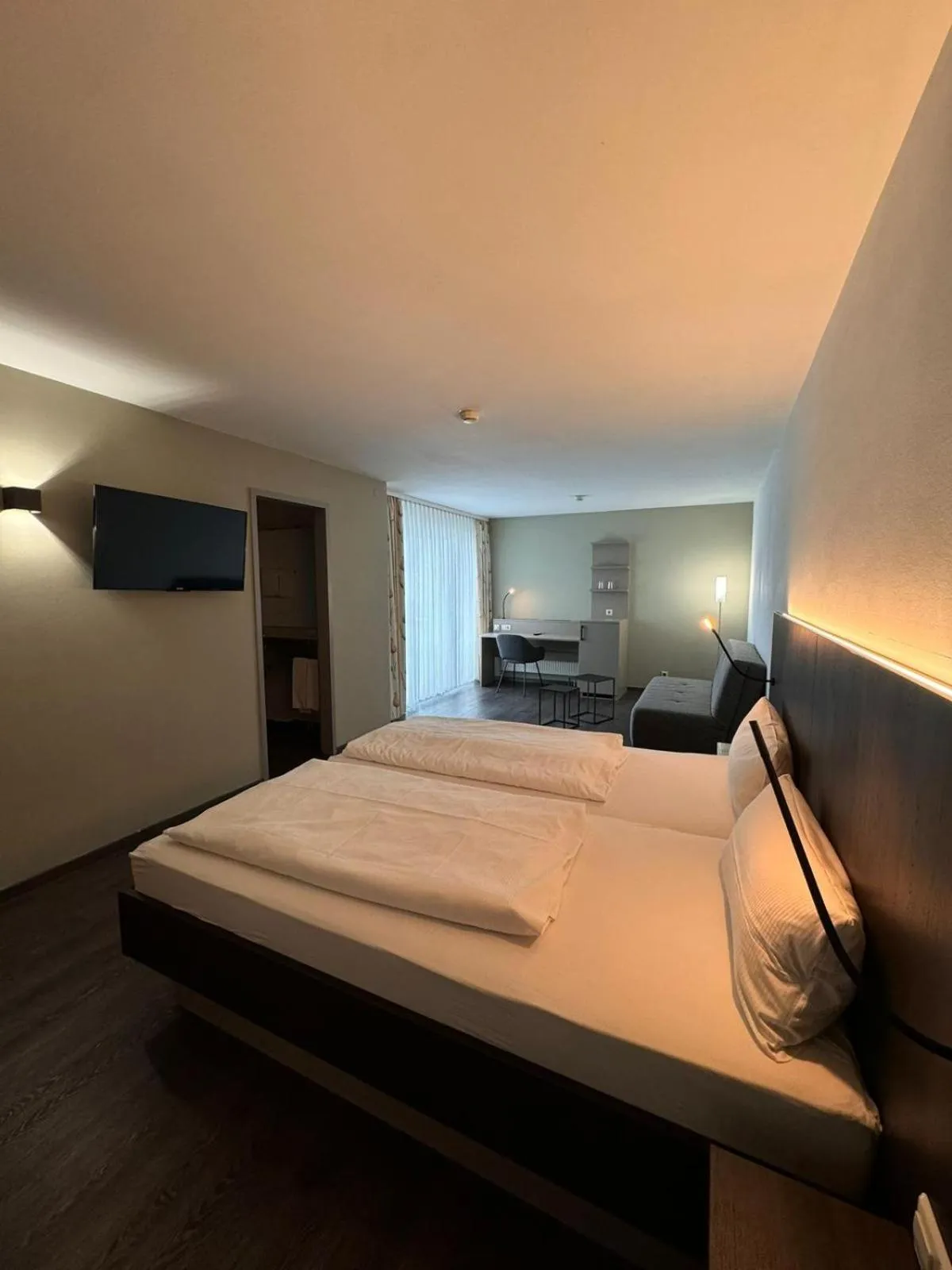 Photo of the whole room, Bed in Hotel Feyrer