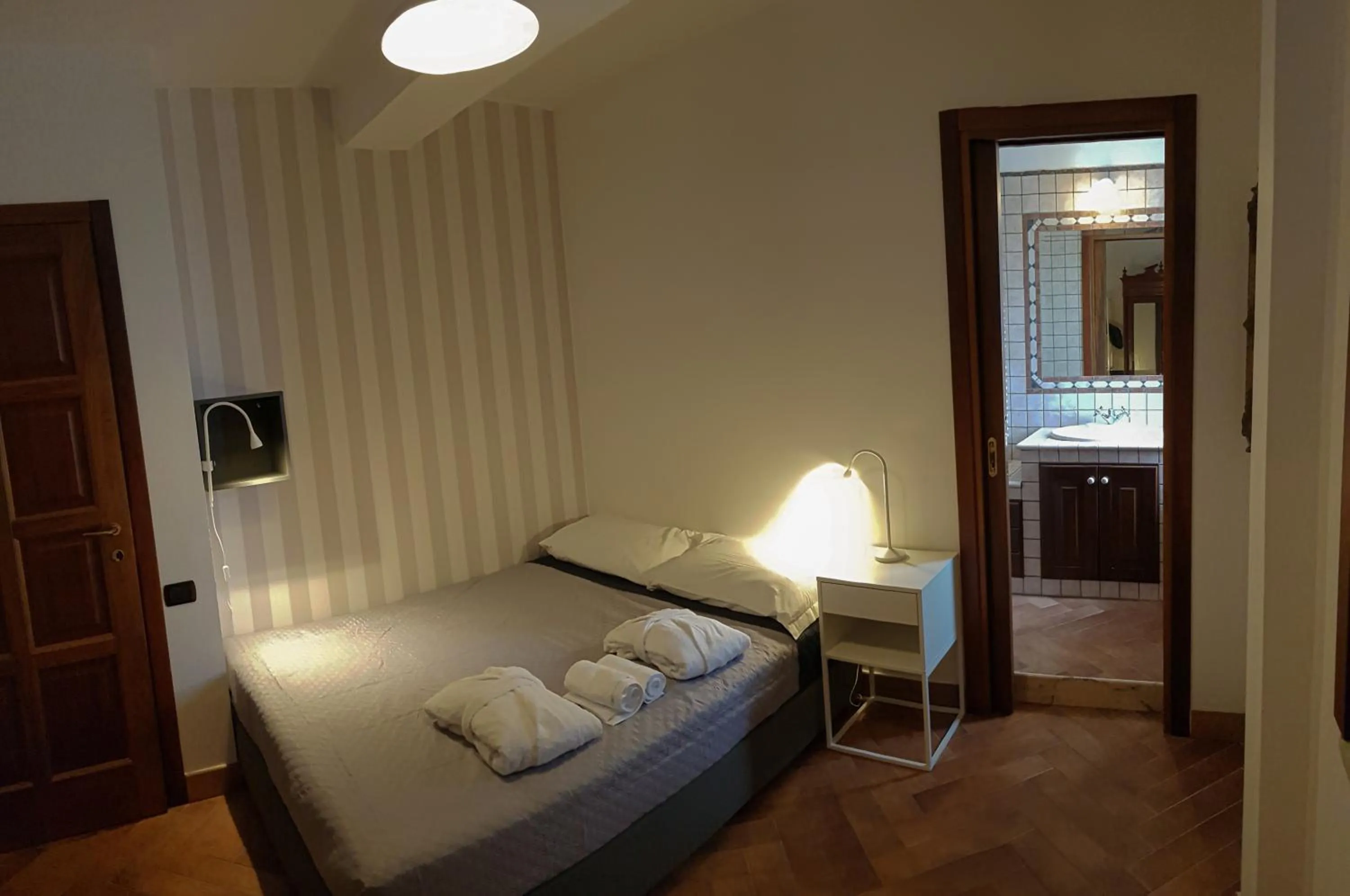 Photo of the whole room, Bed in Villa Cipriano