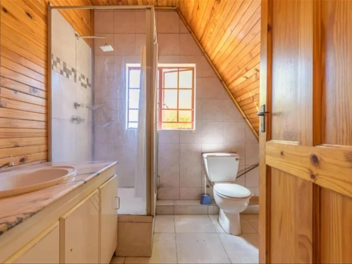 Shower in Royal Olympia Lodges & Safaris RSA