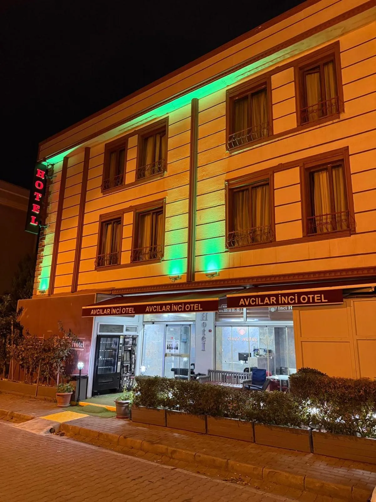 Property building in Avcılar İnci Hotel