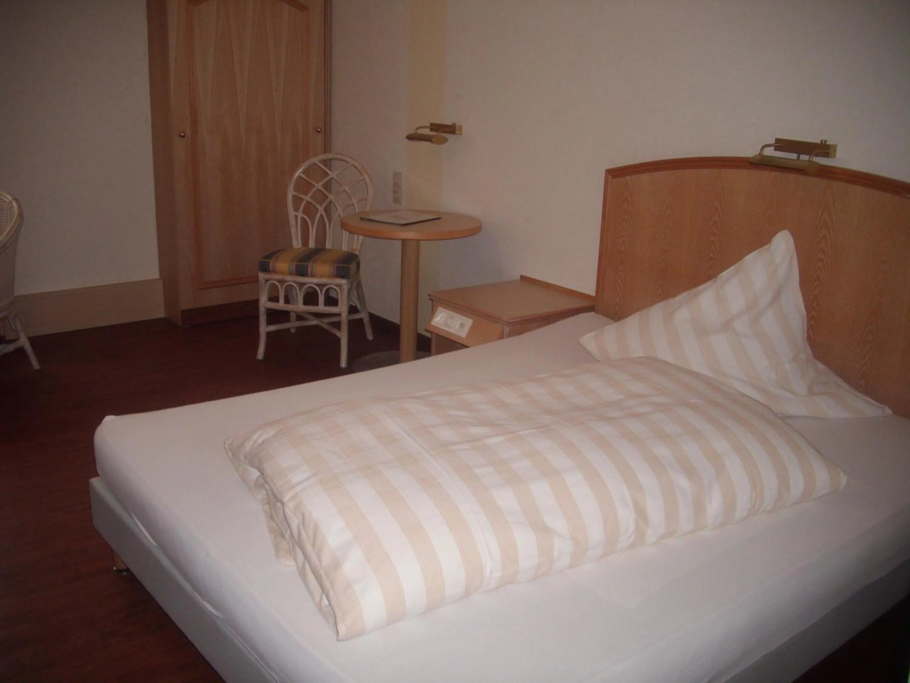 Bedroom in Landhotel Pingel