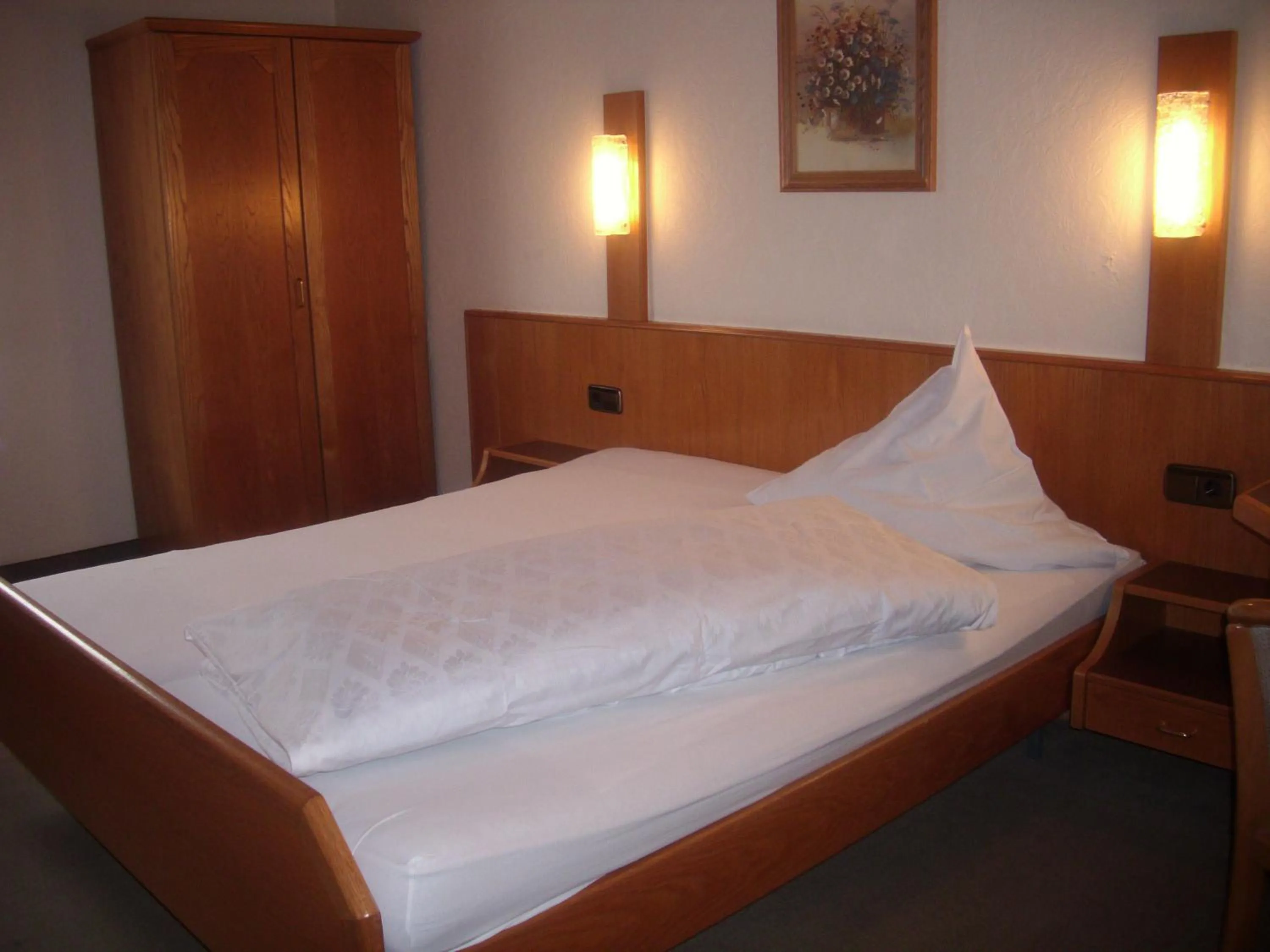 Bedroom in Landhotel Pingel