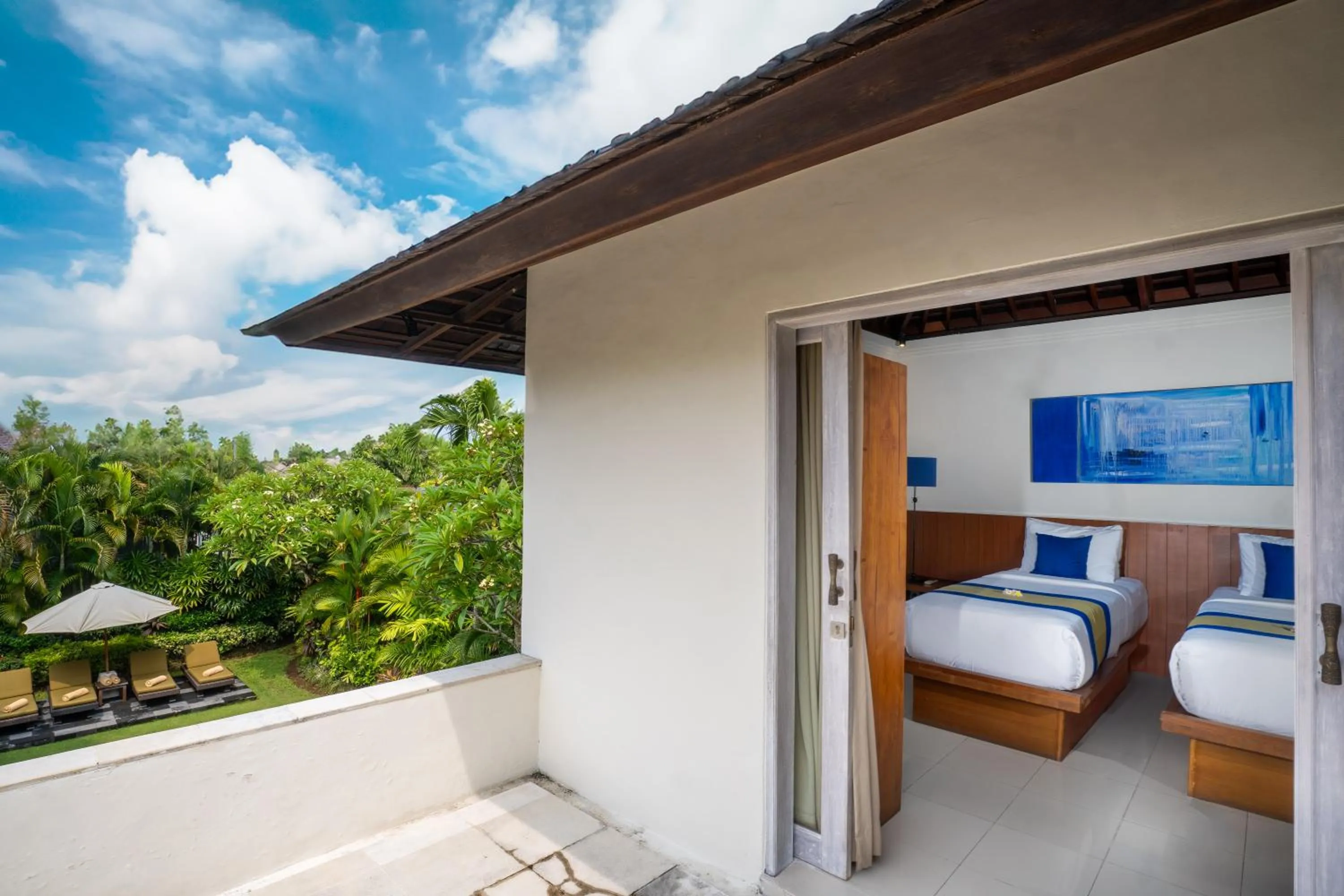 Balcony/Terrace, Bed in Serene Villas