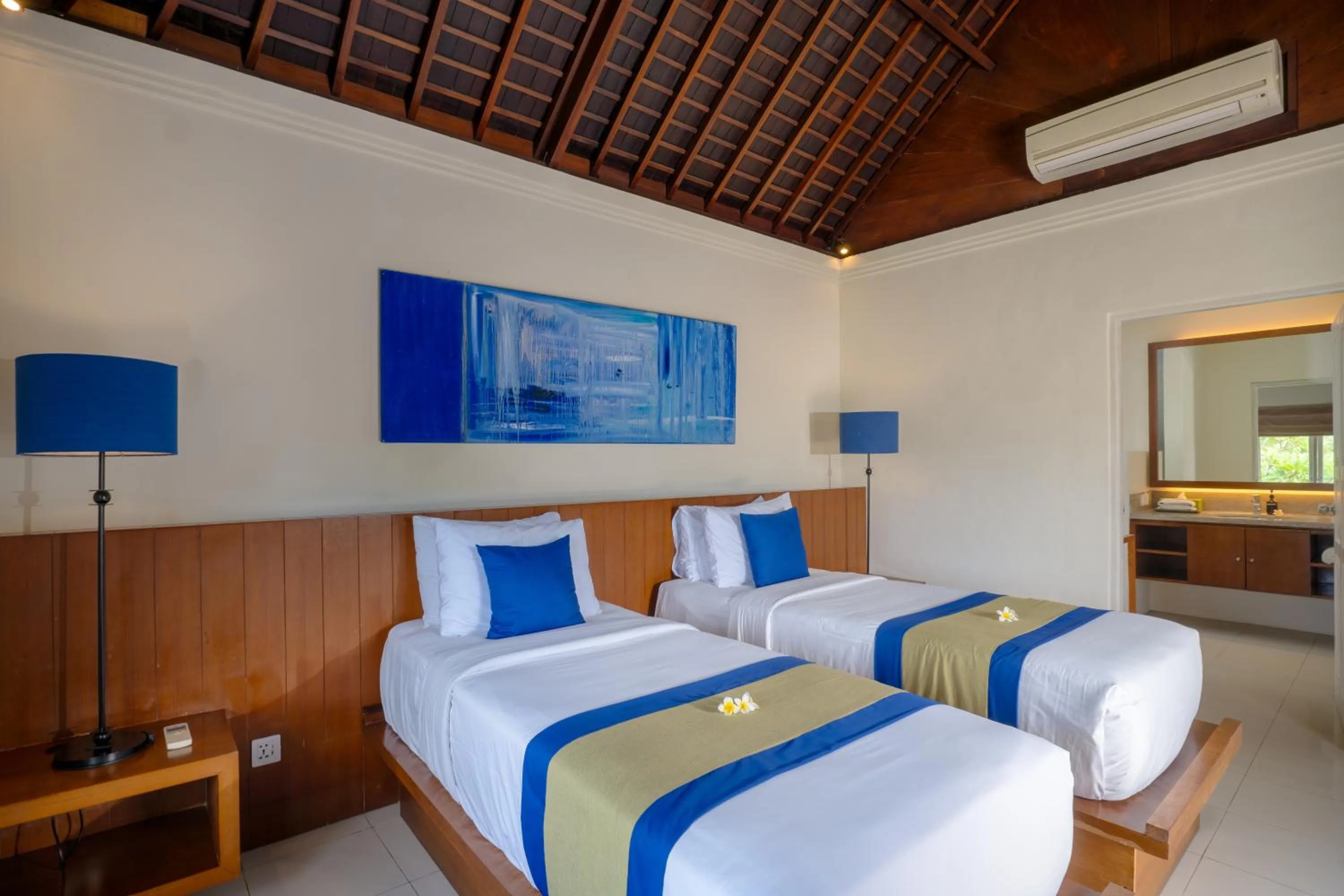 Bedroom, Bed in Serene Villas