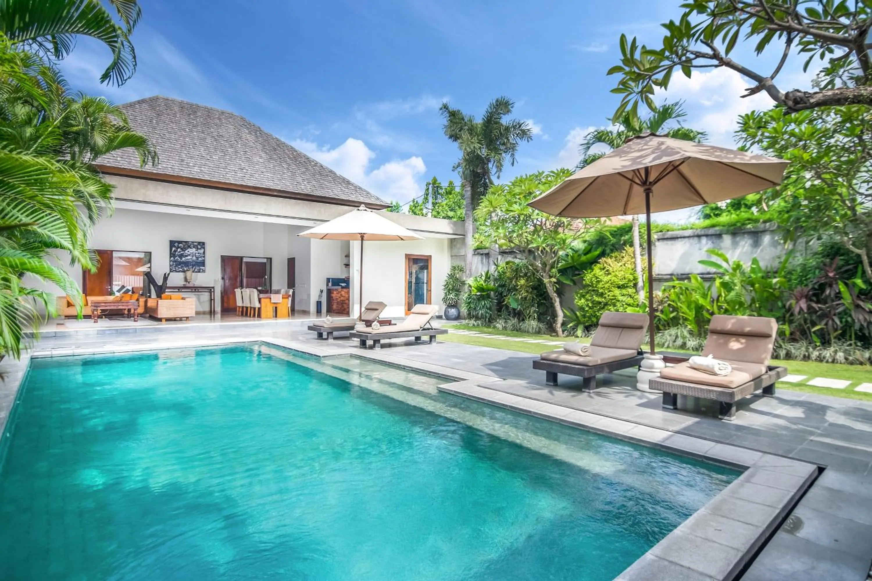 Swimming pool in Serene Villas