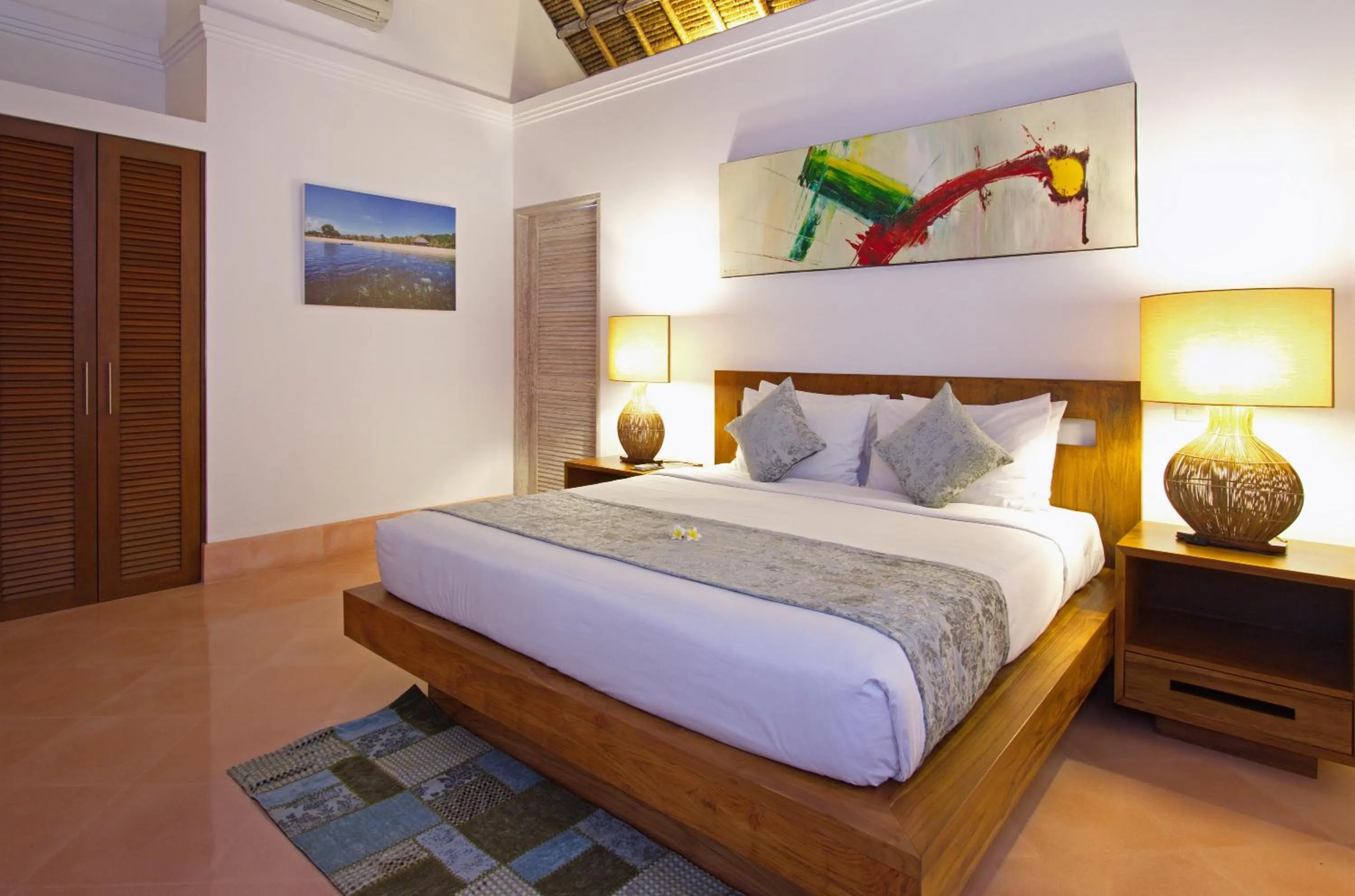 Bedroom, Bed in Serene Villas
