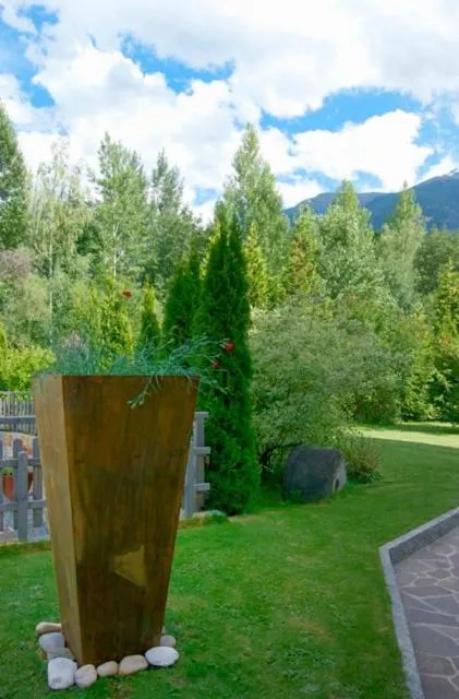 Day in Residence-Garni Haus Tschenett