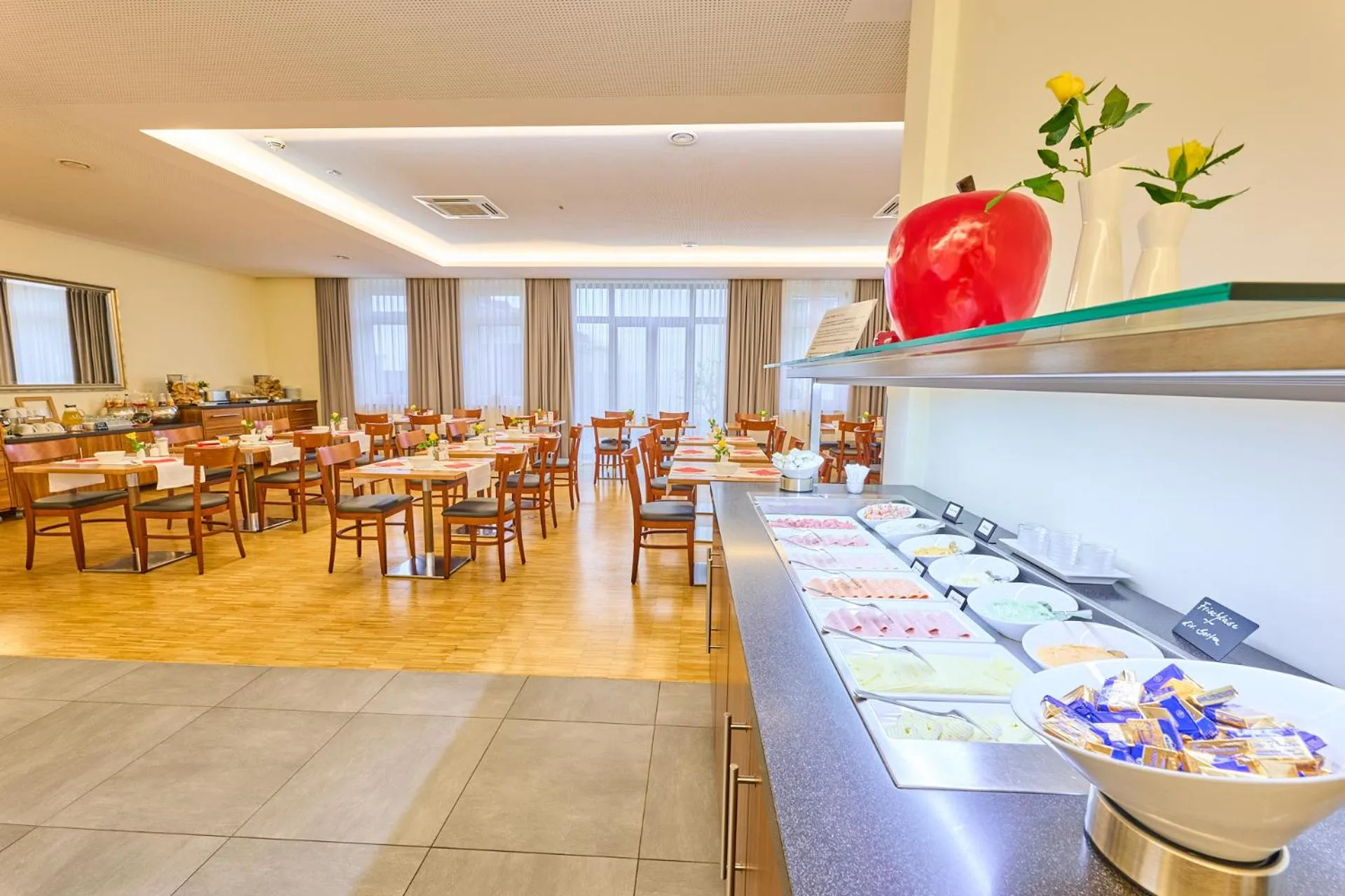 Breakfast in Hotel Apfelbaum