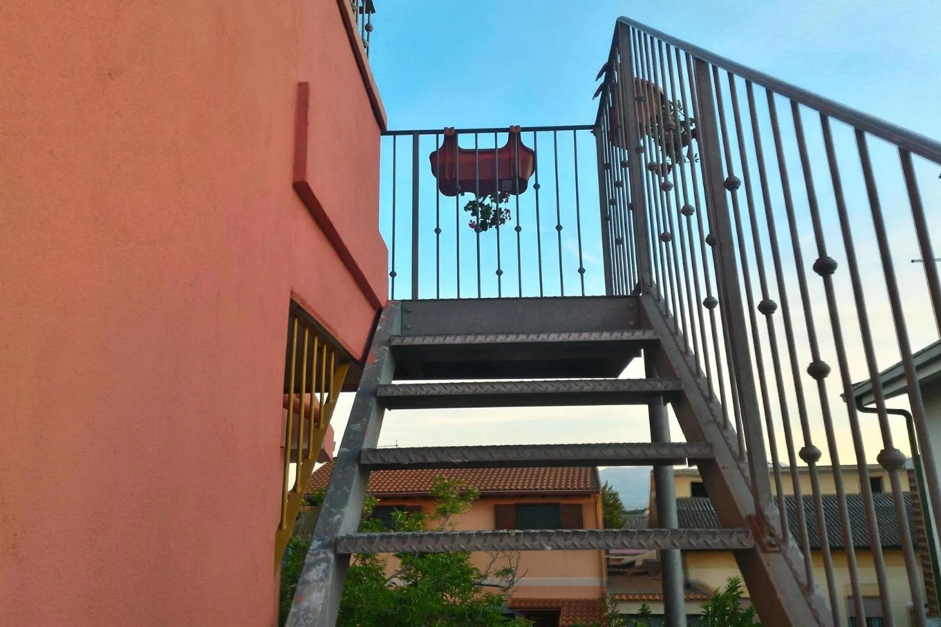 Property building in Corona Bed & Breakfast