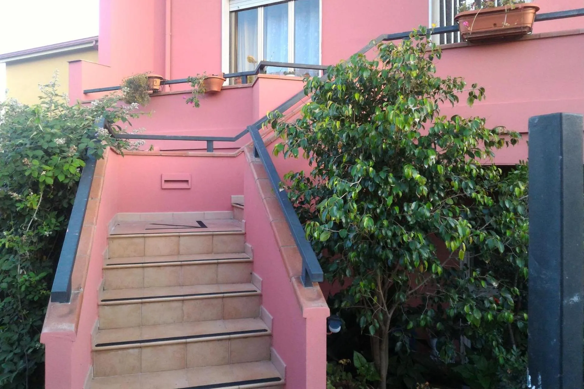 Corona Bed & Breakfast