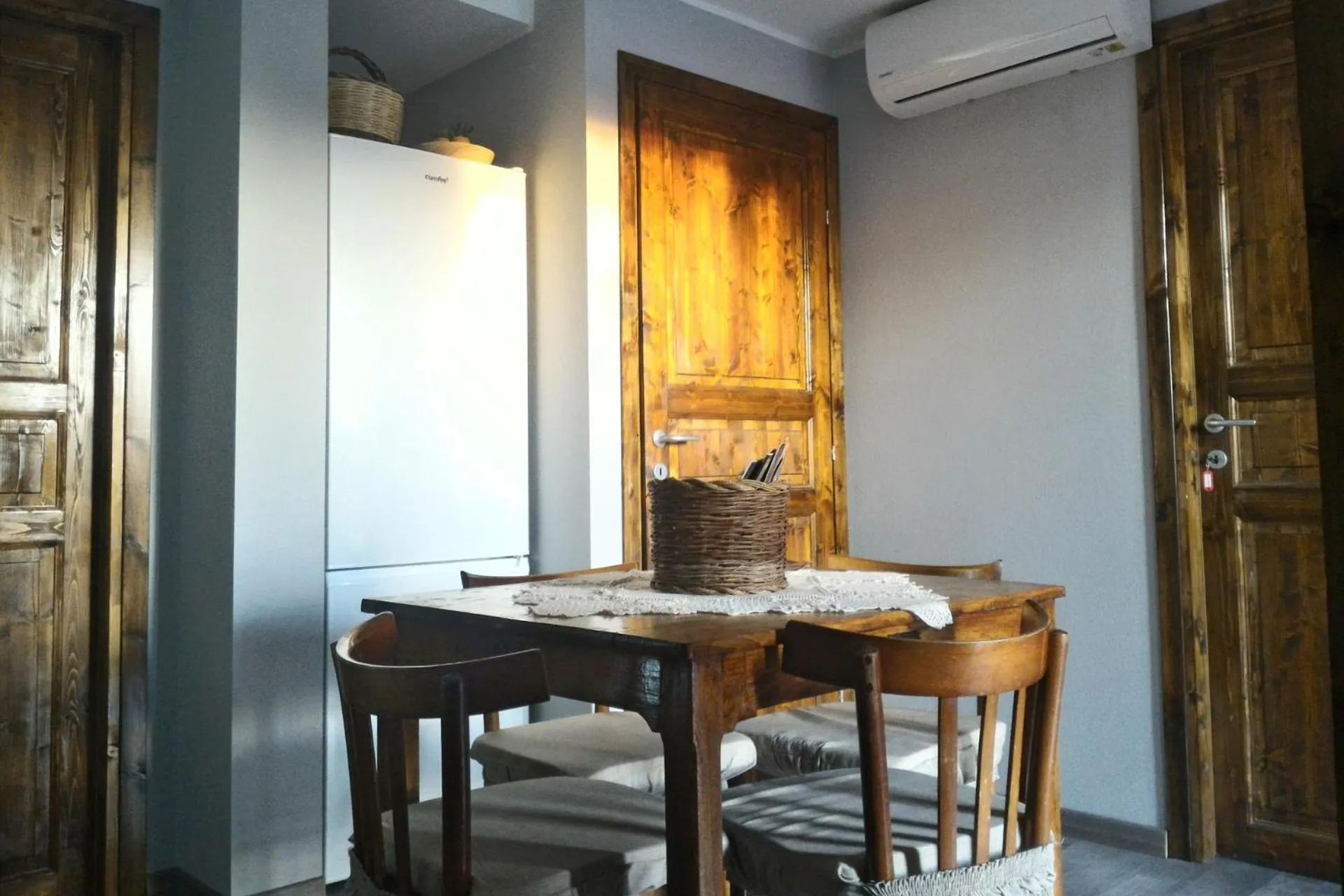 Corona Bed & Breakfast