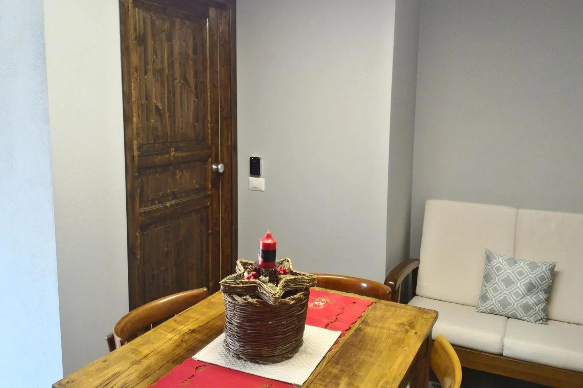 Corona Bed & Breakfast