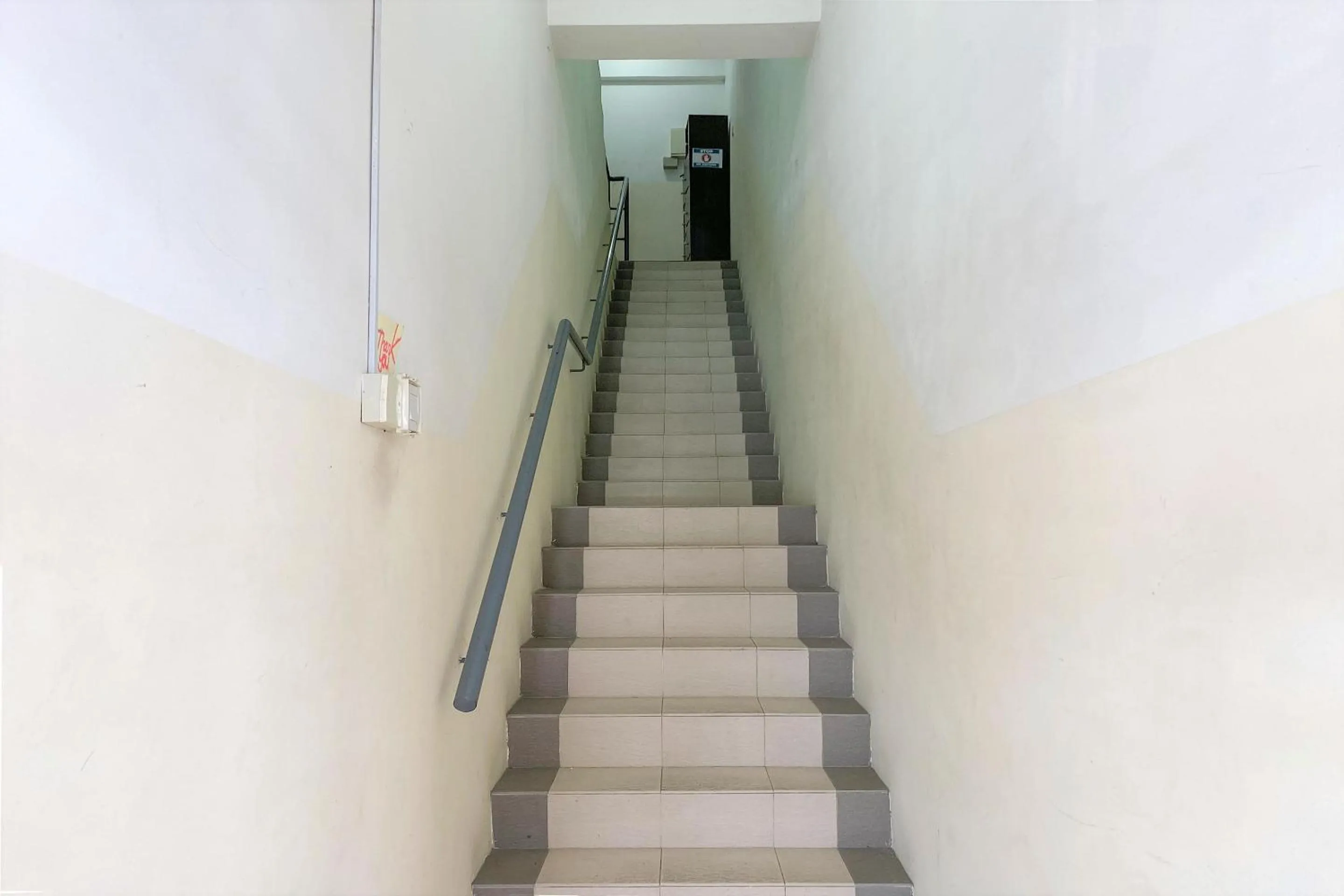 Lobby or reception in Hotel O V Stay Guesthouse