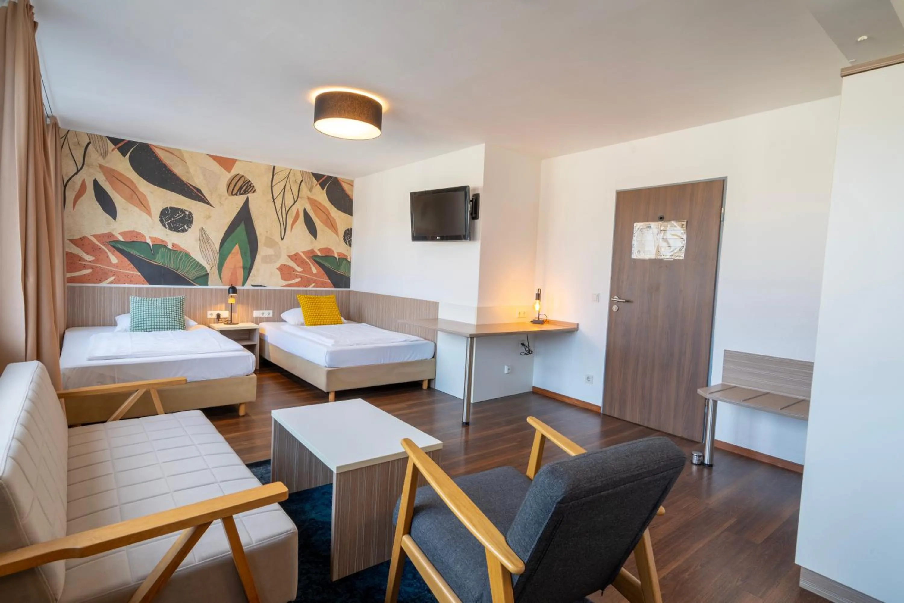 Photo of the whole room in Hotel Madeleine Biohotel