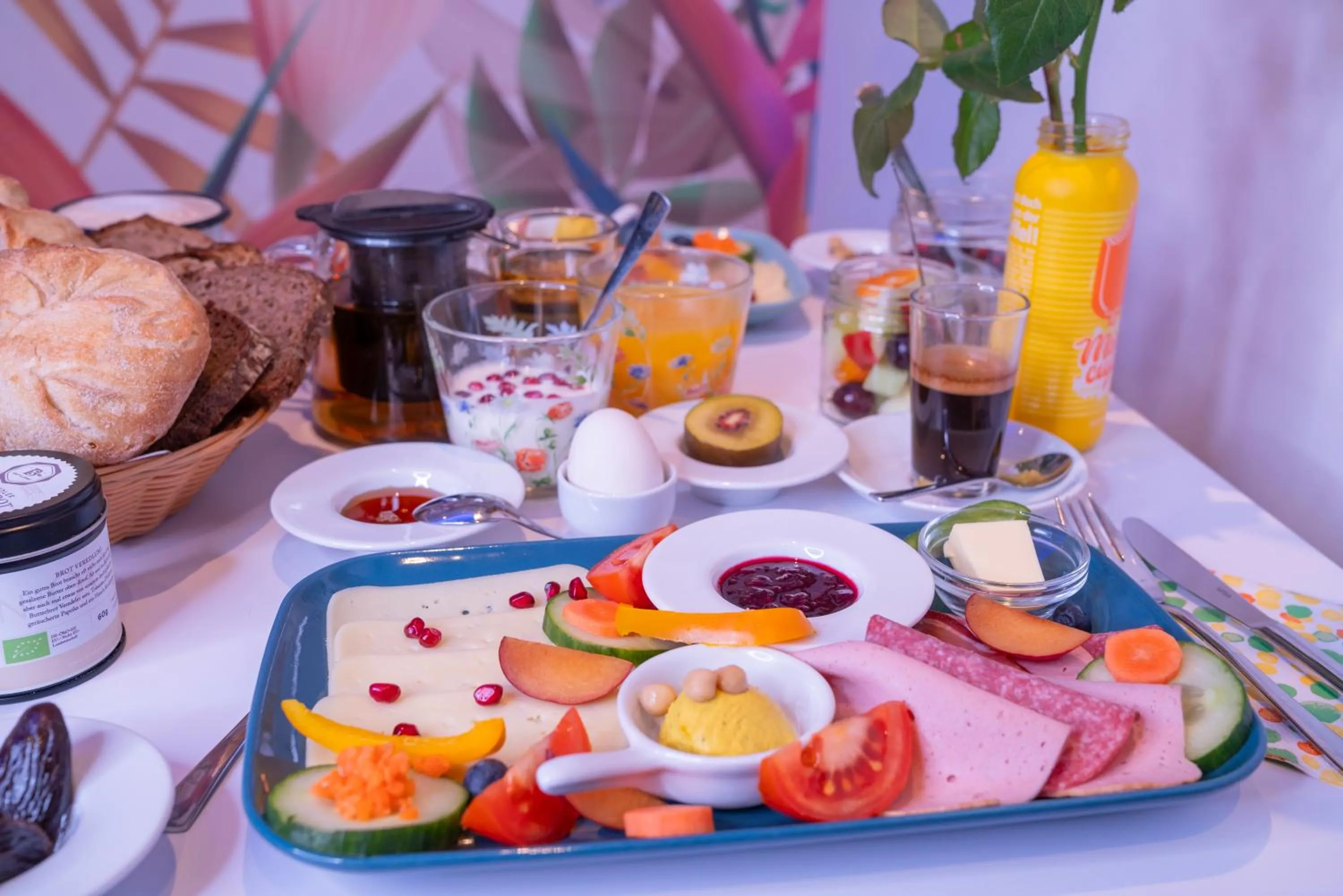 Continental breakfast in Hotel Madeleine Biohotel