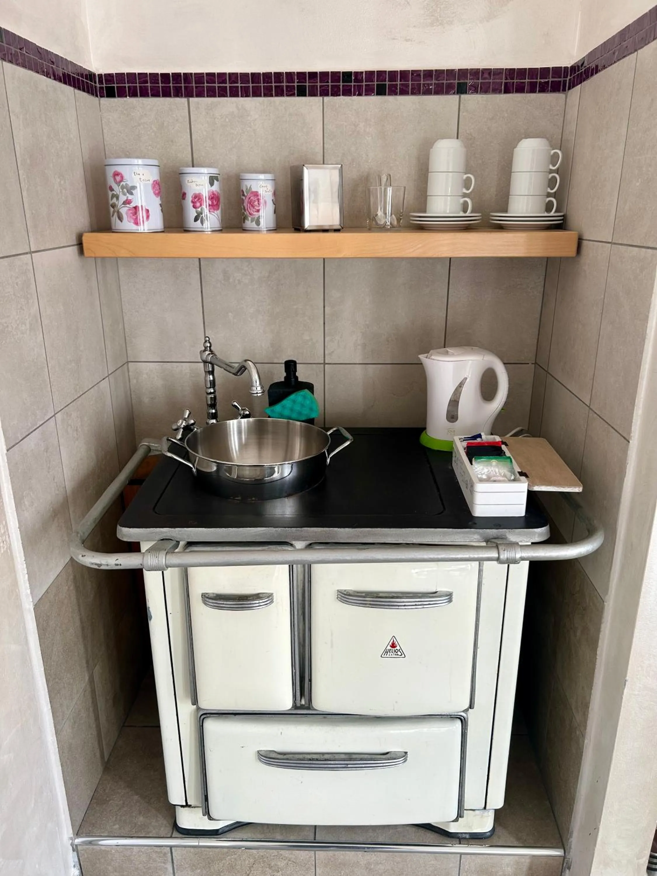 Coffee/tea facilities in La Finestra Sulla Reggia