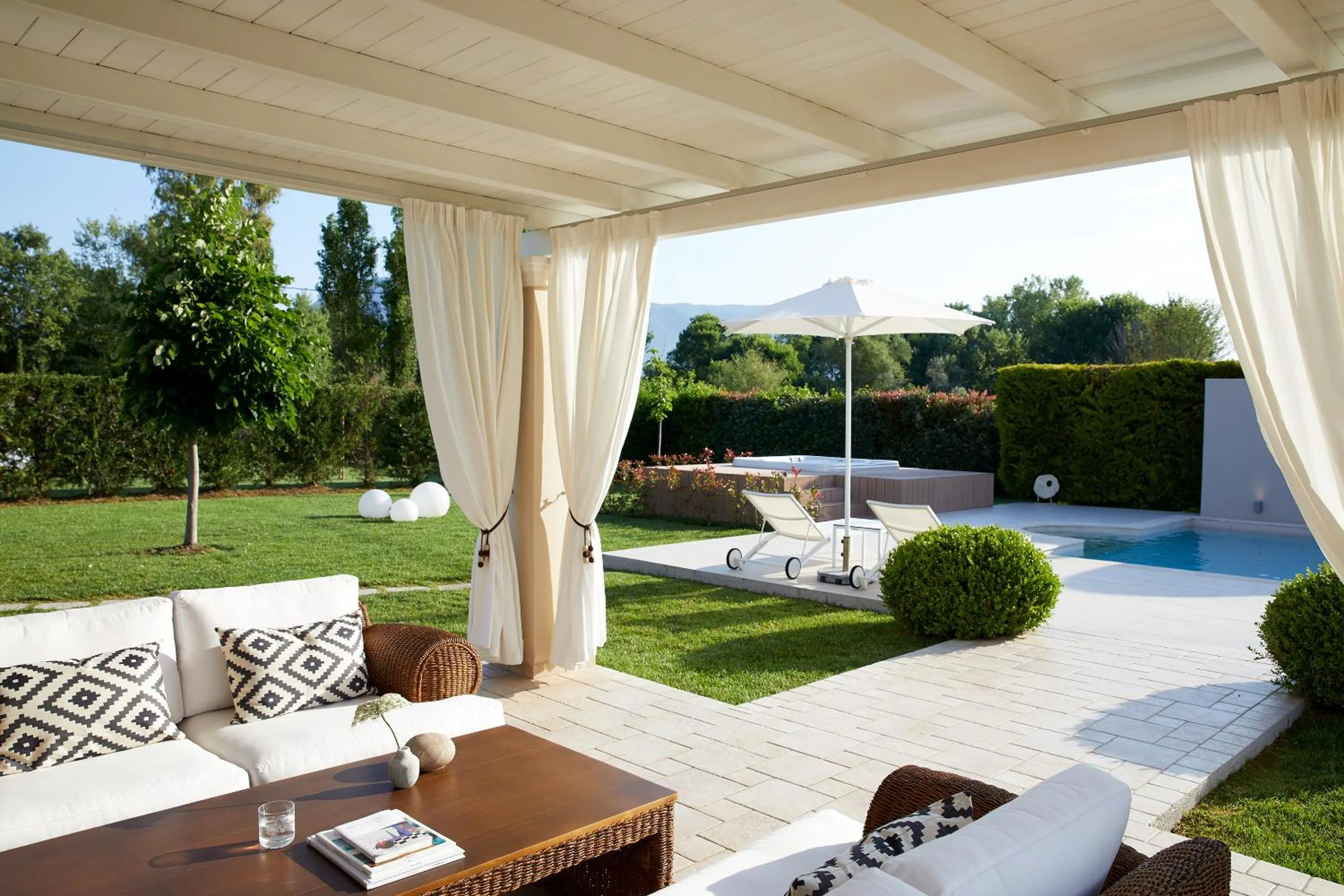 S & O Villas Corfu