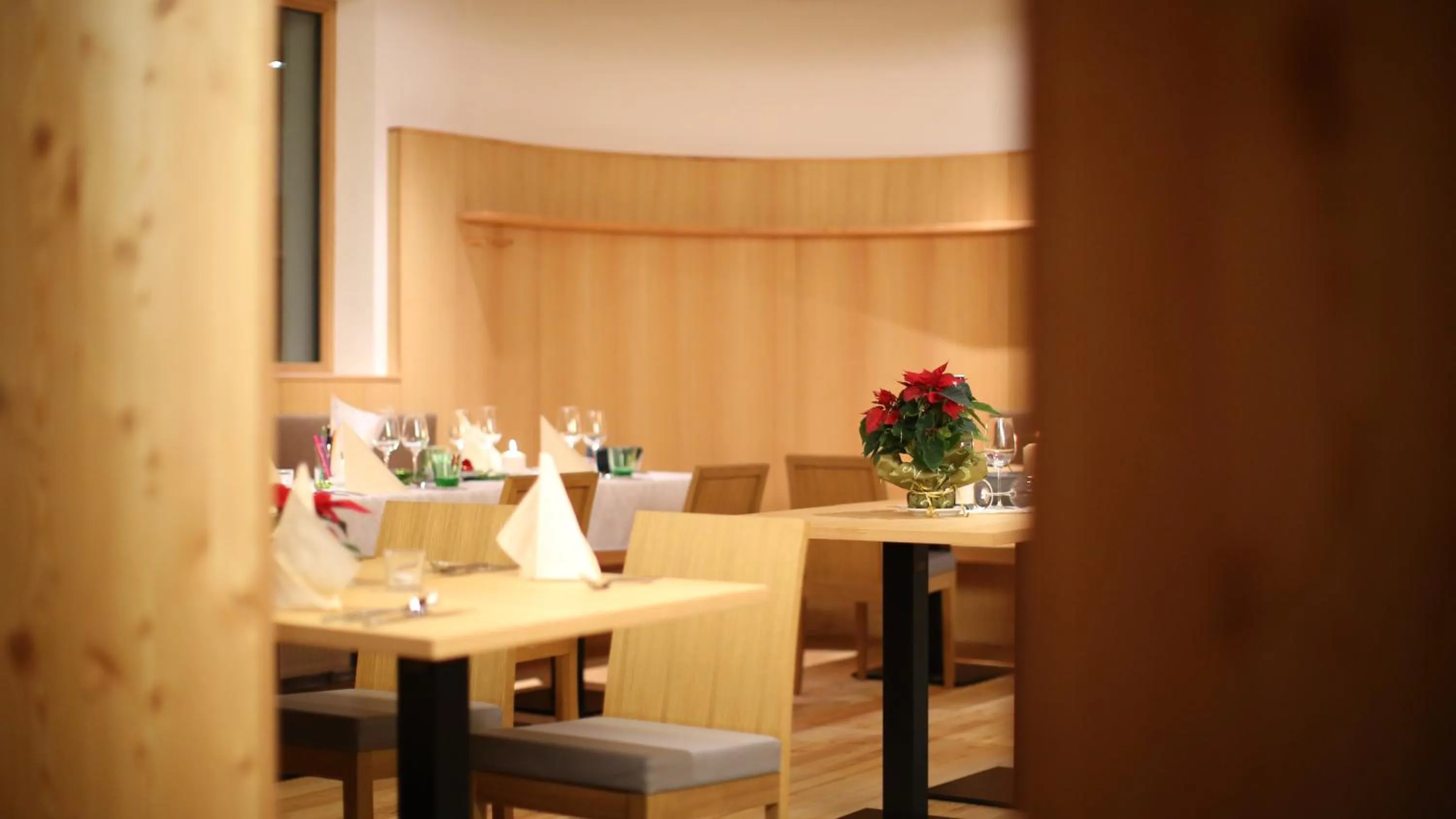 Restaurant/places to eat in JoSchi Sporthaus Hochkar