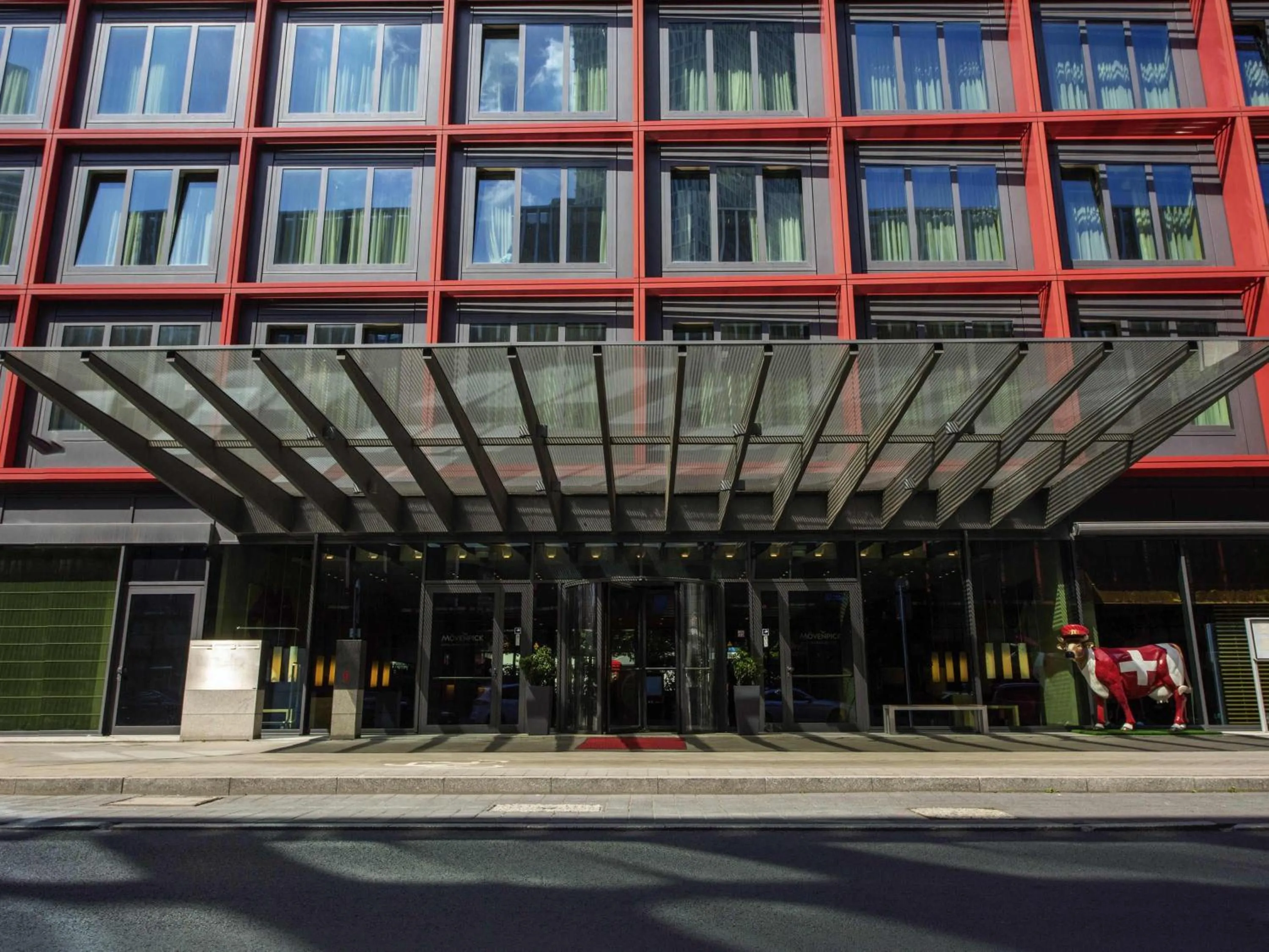 Property building in Mövenpick Hotel Frankfurt City Messe