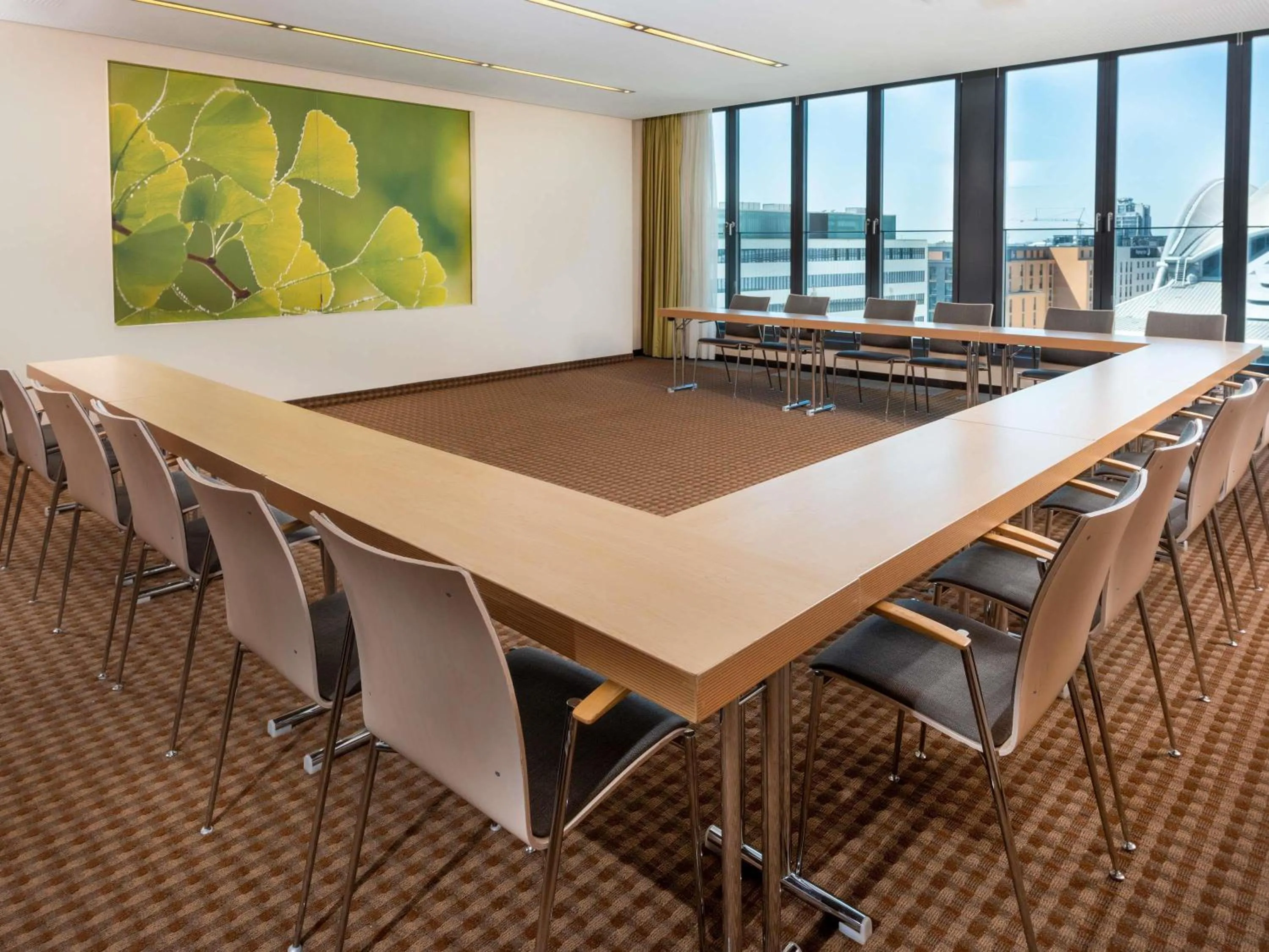 Meeting/conference room in Mövenpick Hotel Frankfurt City Messe