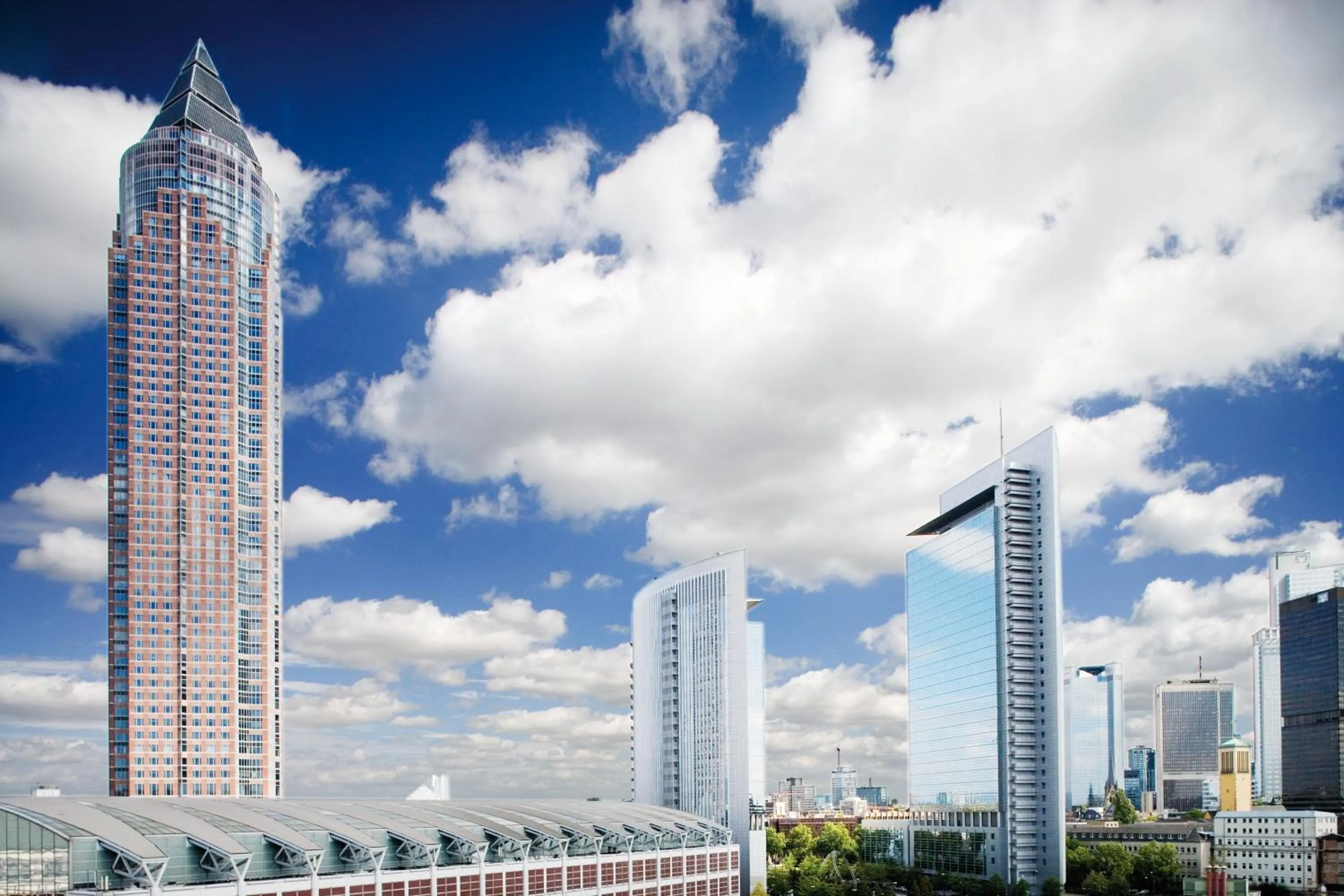 View (from property/room) in Mövenpick Hotel Frankfurt City Messe