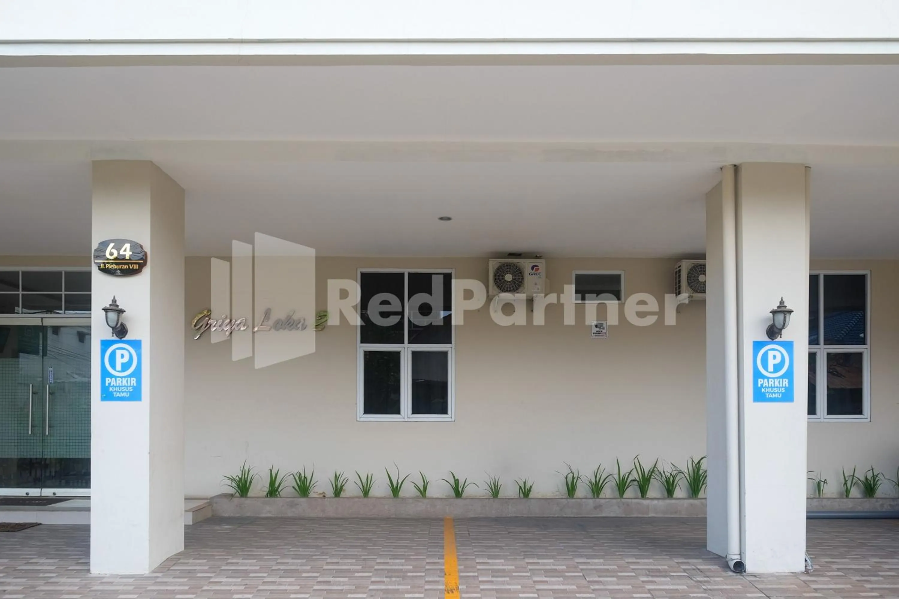 Property building in Griya Loka 2 Syariah Near Simpang Lima Mitra Reddoorz