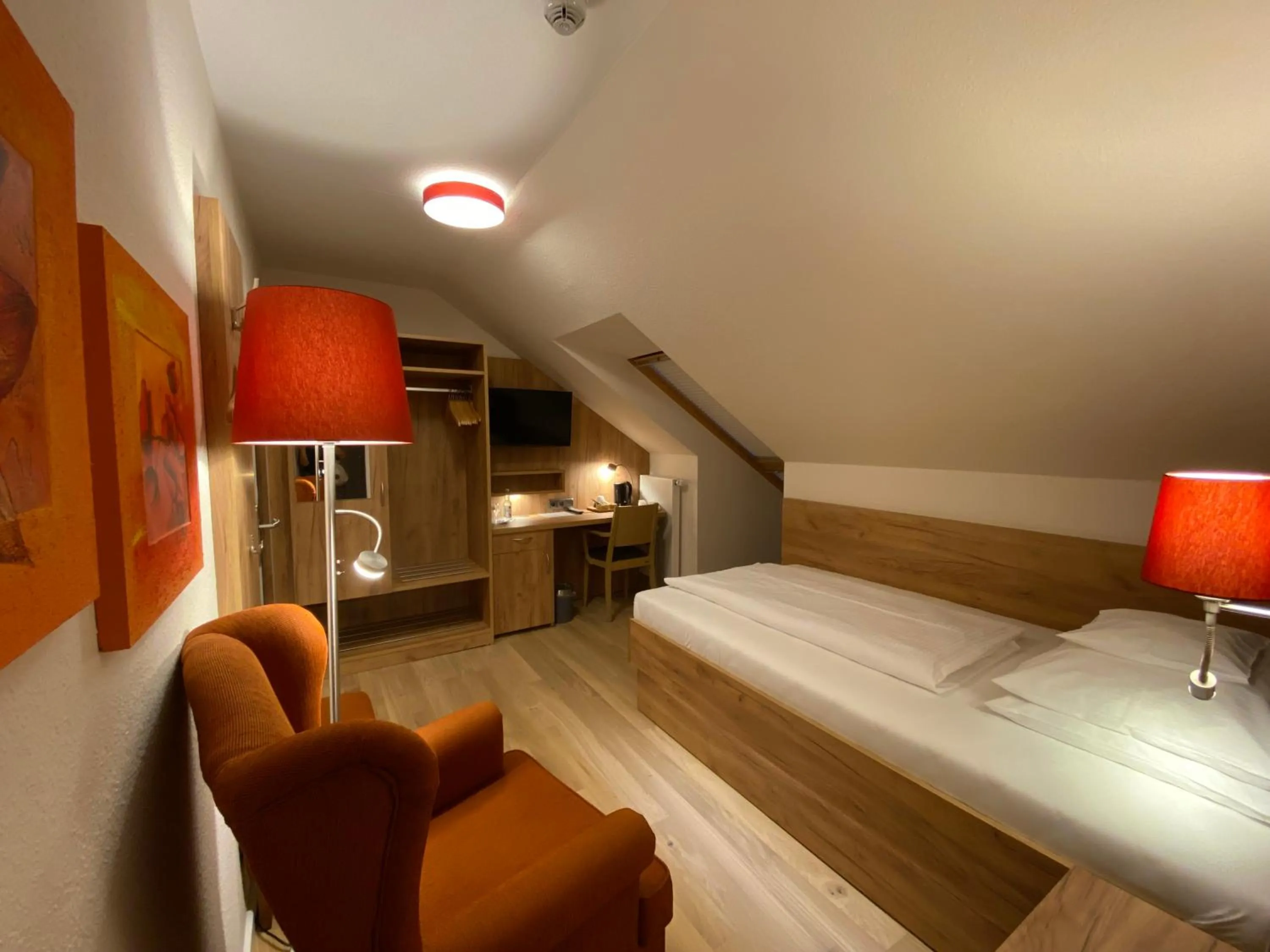 Bed in Hotel Sonnenhügel