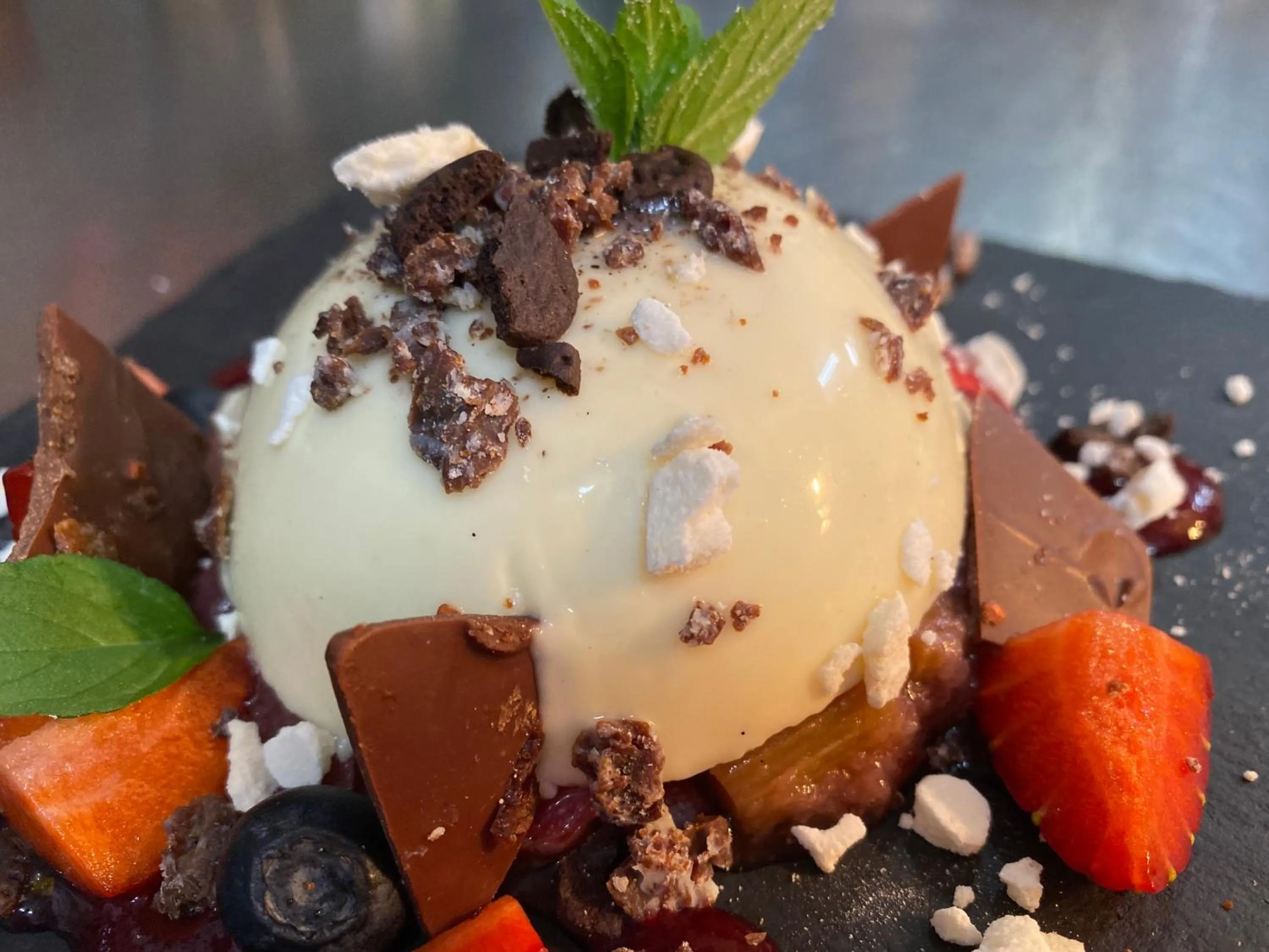 Restaurant/places to eat in Hotel Sonnenhügel