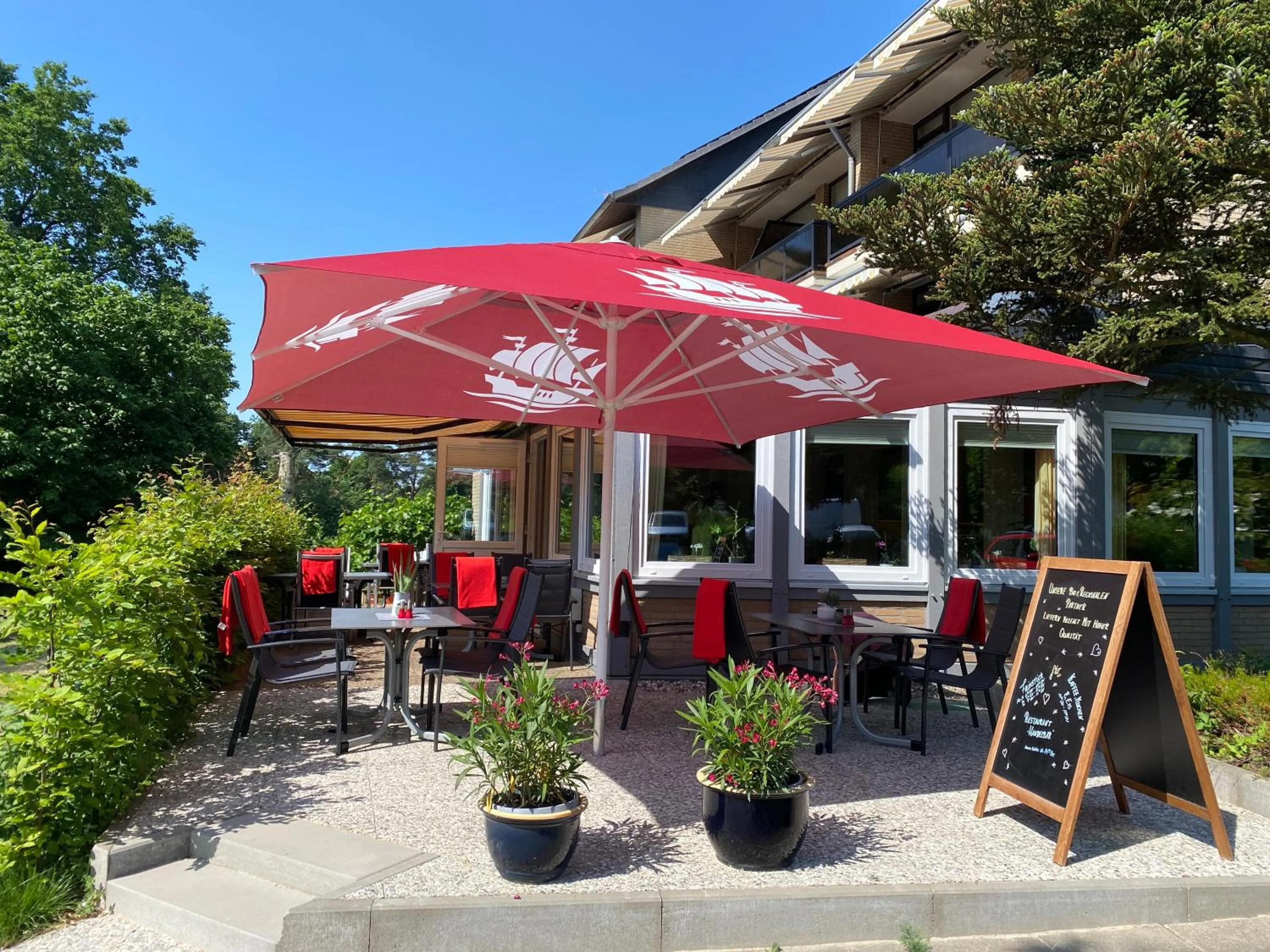 Restaurant/places to eat in Hotel Sonnenhügel