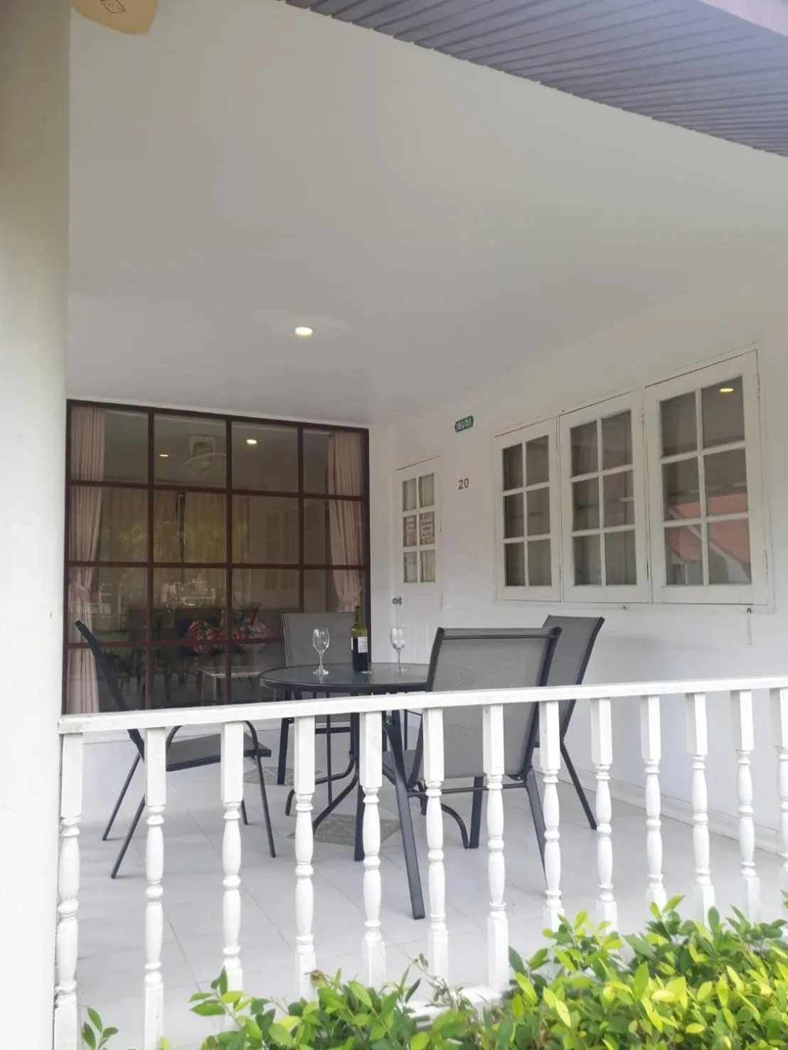 Baan Golden Resort & Residences