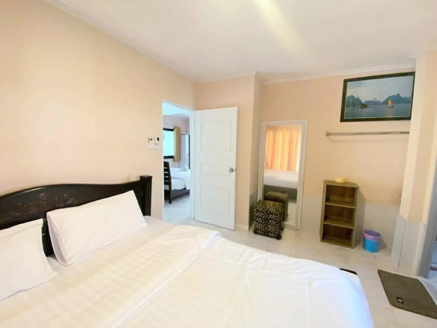 Bed in Baan Golden Resort & Residences