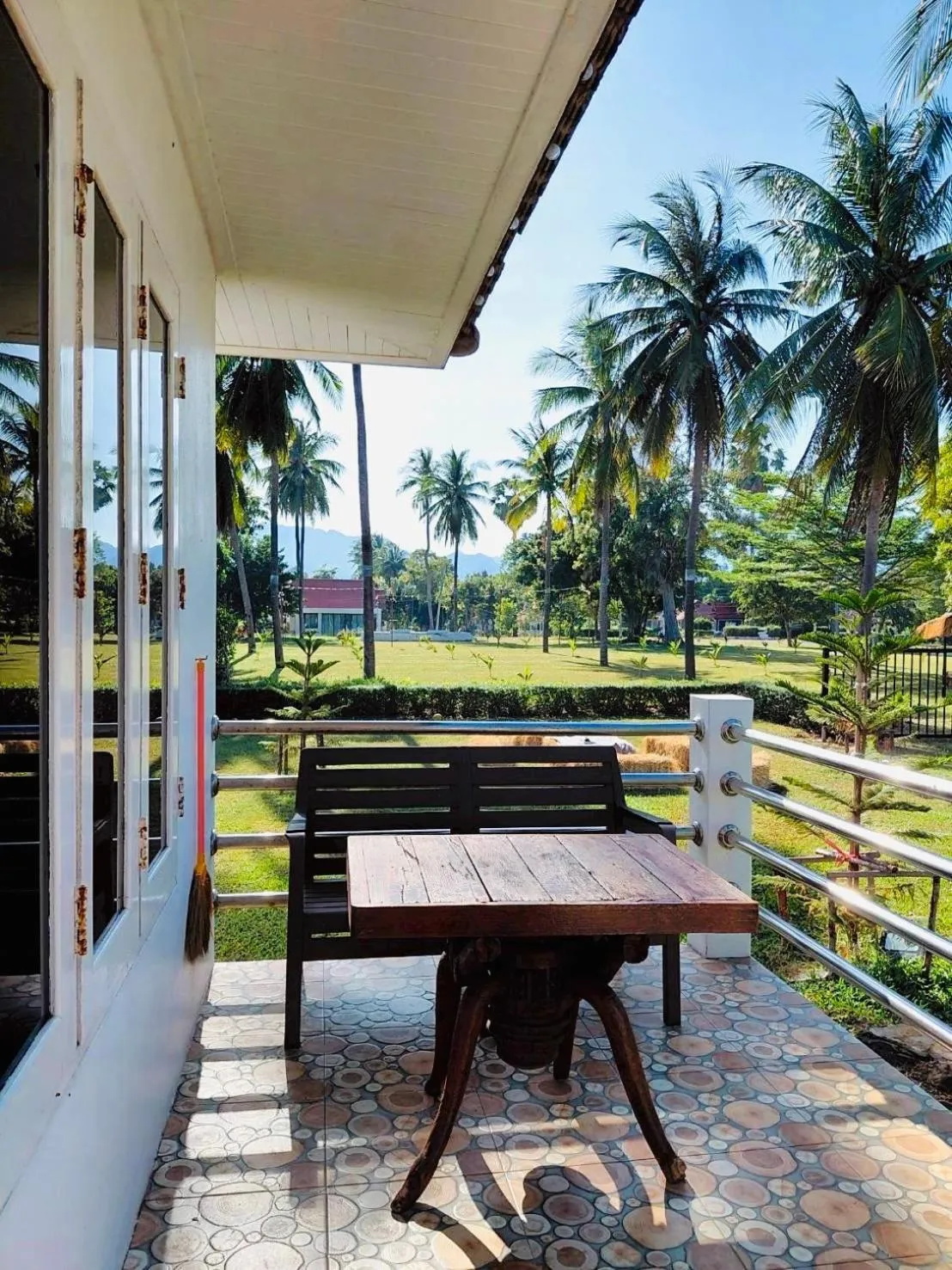 Baan Golden Resort & Residences