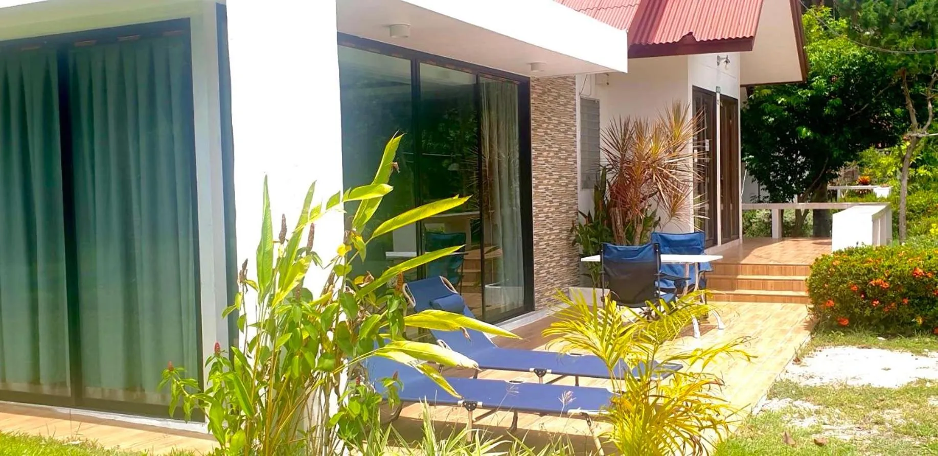 Baan Golden Resort & Residences