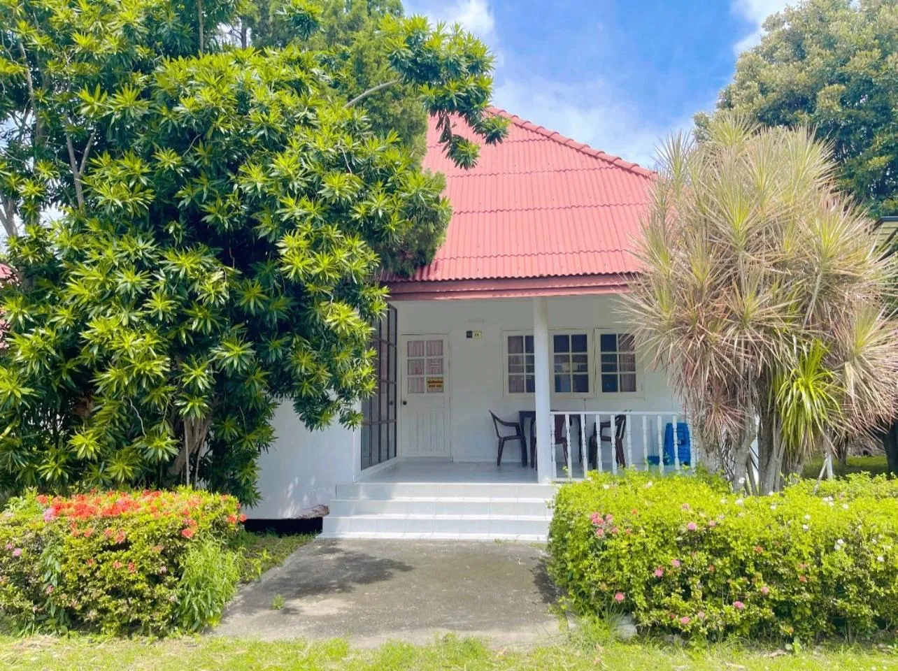 Baan Golden Resort & Residences