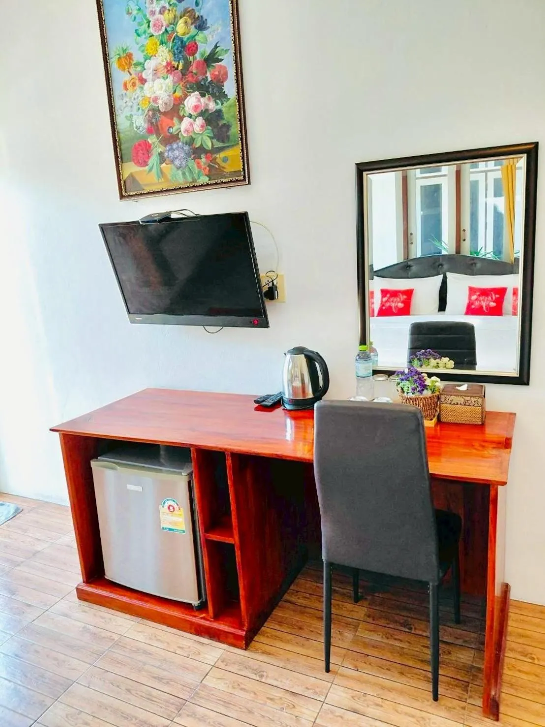 Baan Golden Resort & Residences