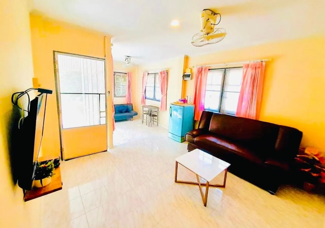 Baan Golden Resort & Residences