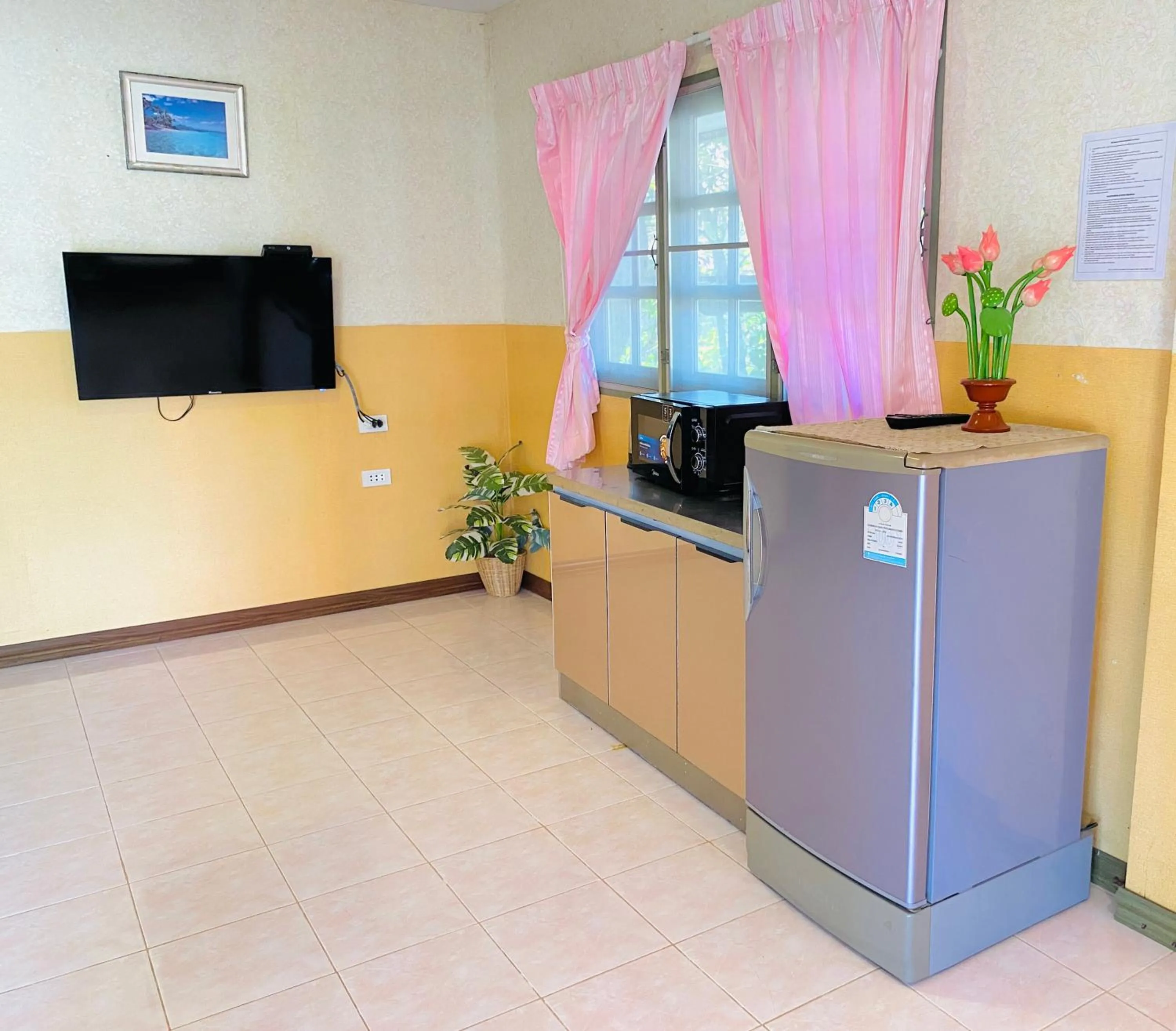 Baan Golden Resort & Residences