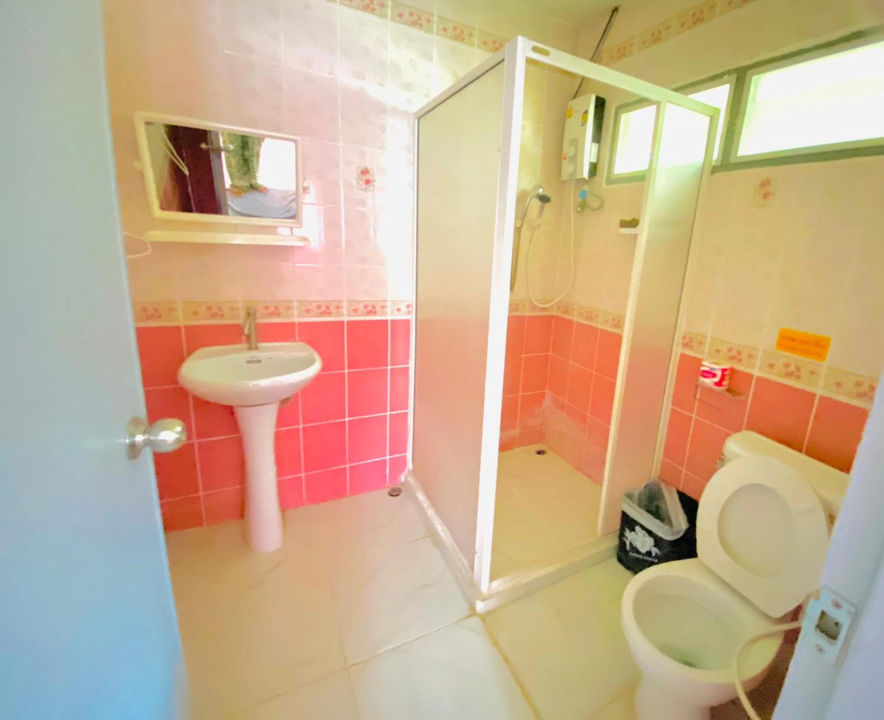 Baan Golden Resort & Residences