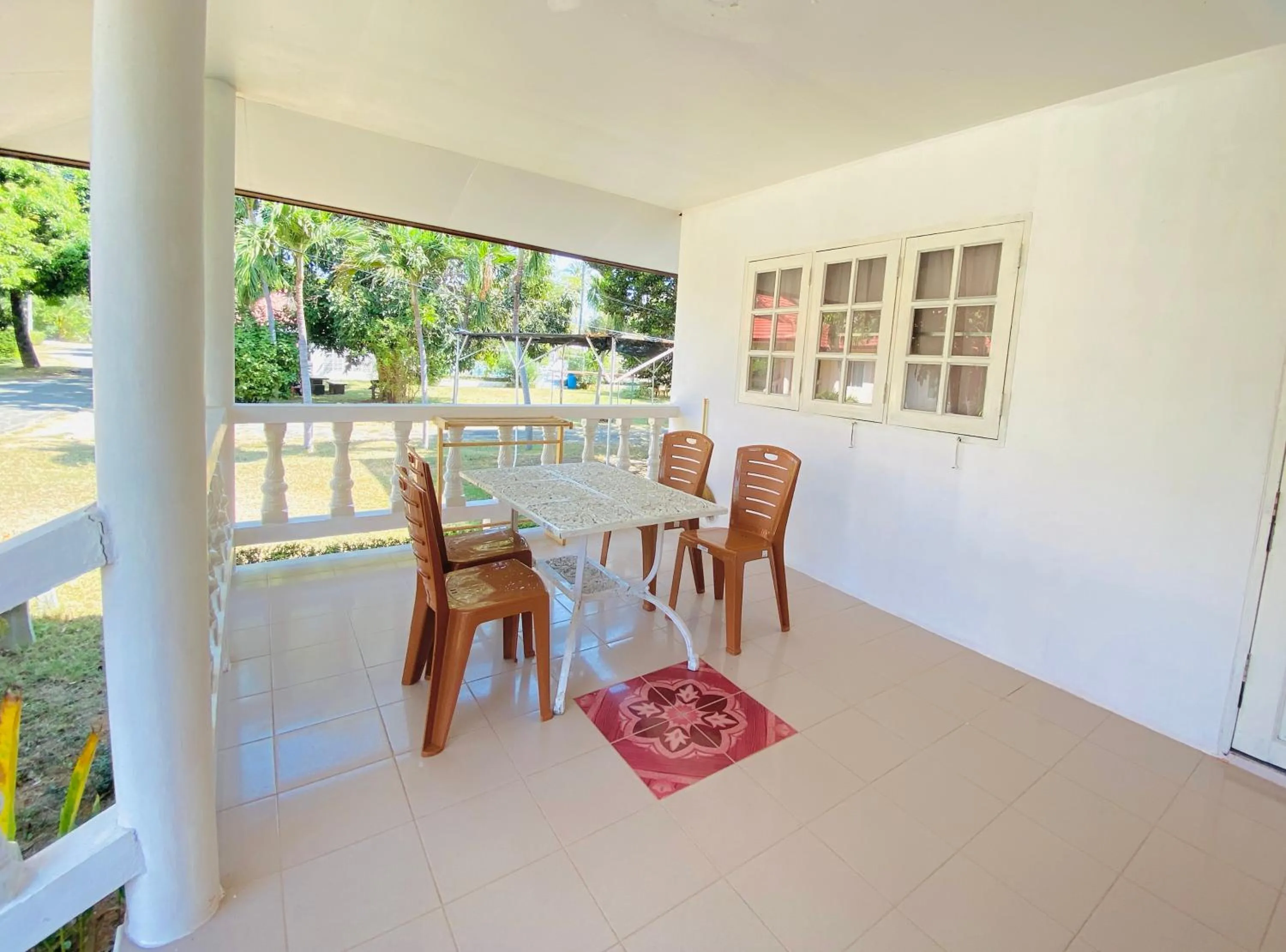 Baan Golden Resort & Residences